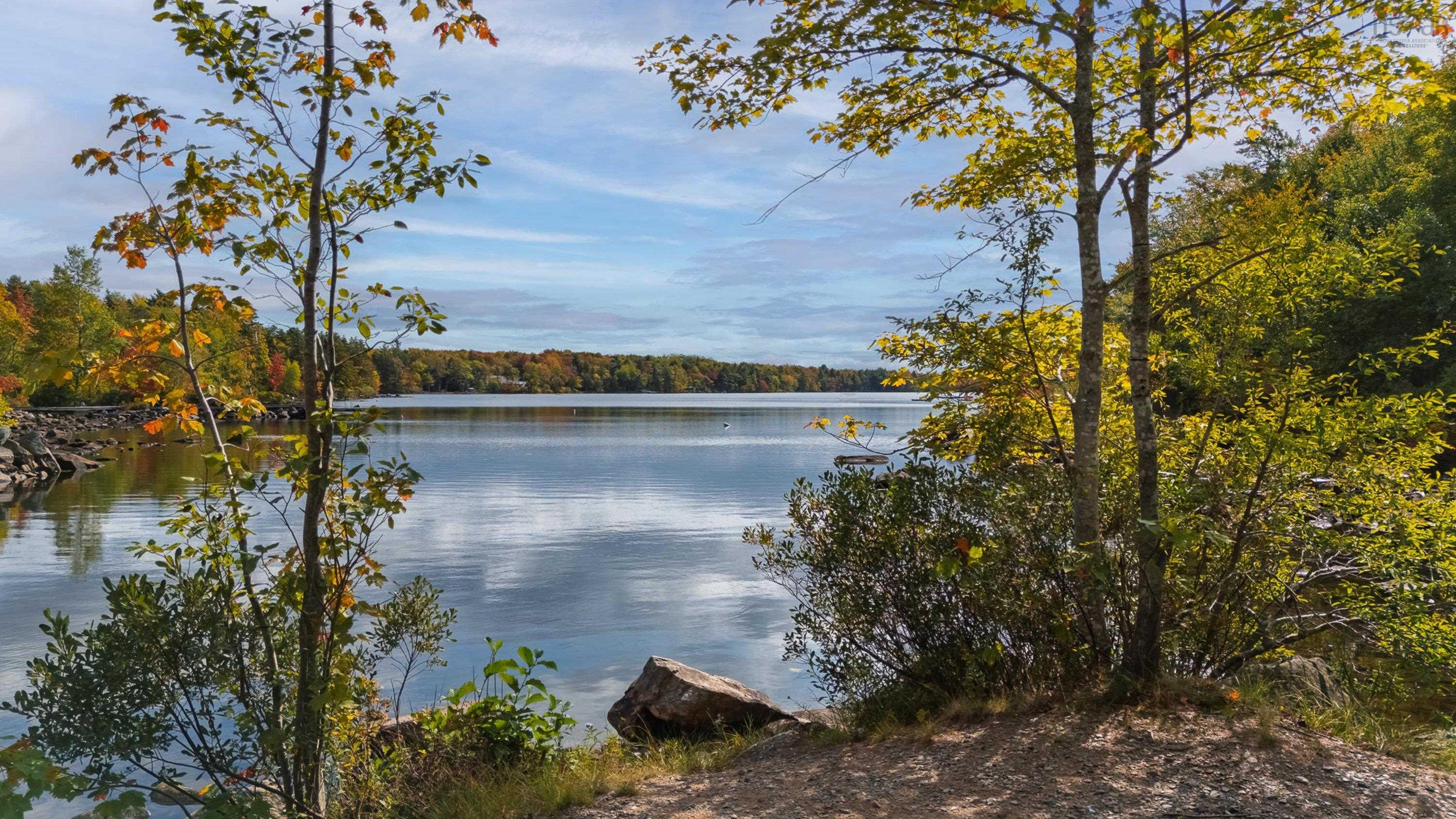 $341,888.00: 421 Lake Drive, Tupper Lake