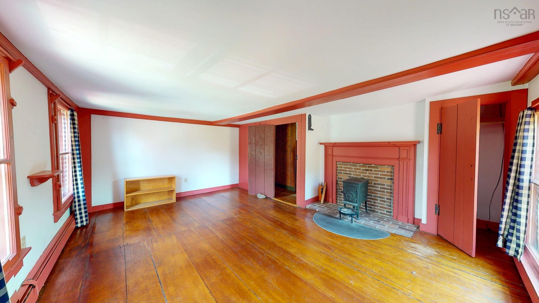 $850,000.00: 654 Main Street, Wolfville