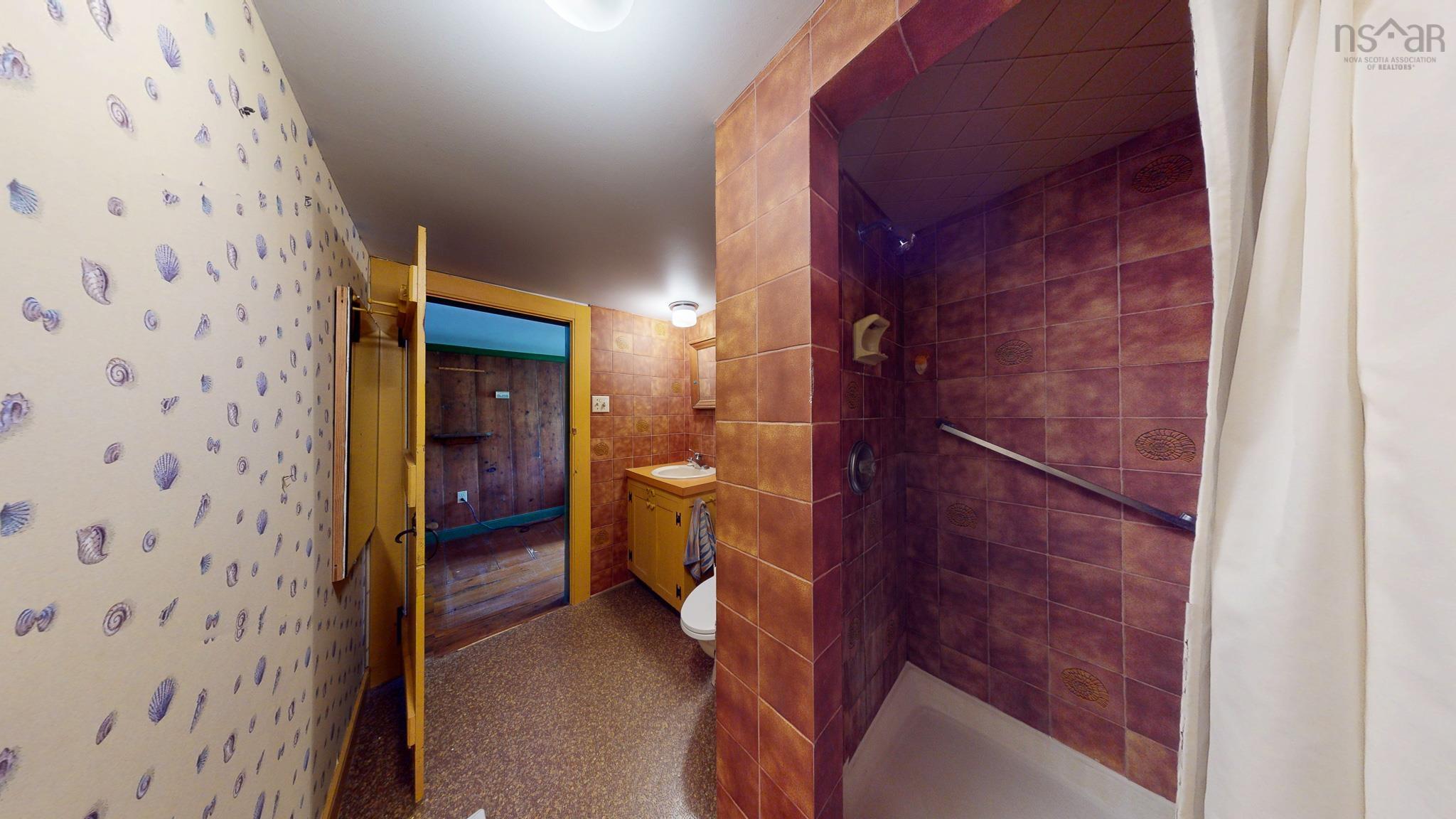 $850,000.00: 654 Main Street, Wolfville