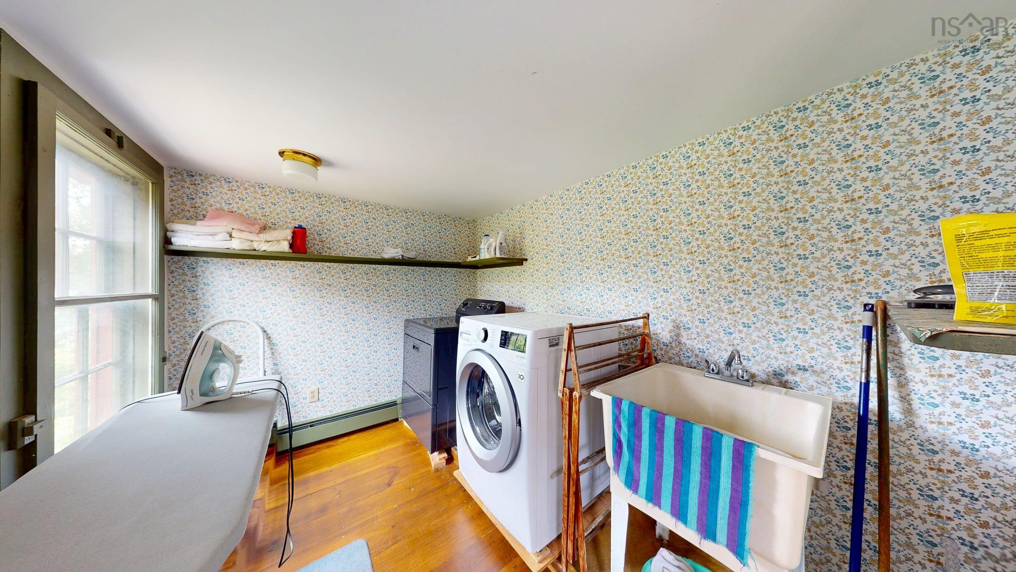 $850,000.00: 654 Main Street, Wolfville