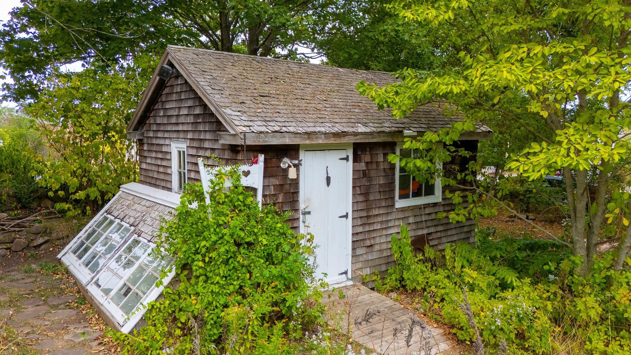 $850,000.00: 654 Main Street, Wolfville