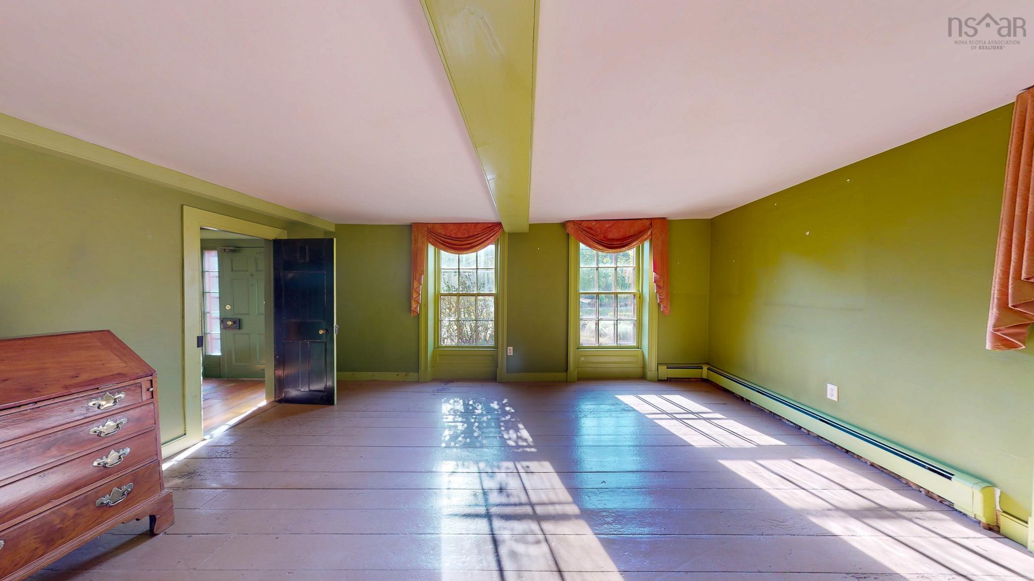 $850,000.00: 654 Main Street, Wolfville