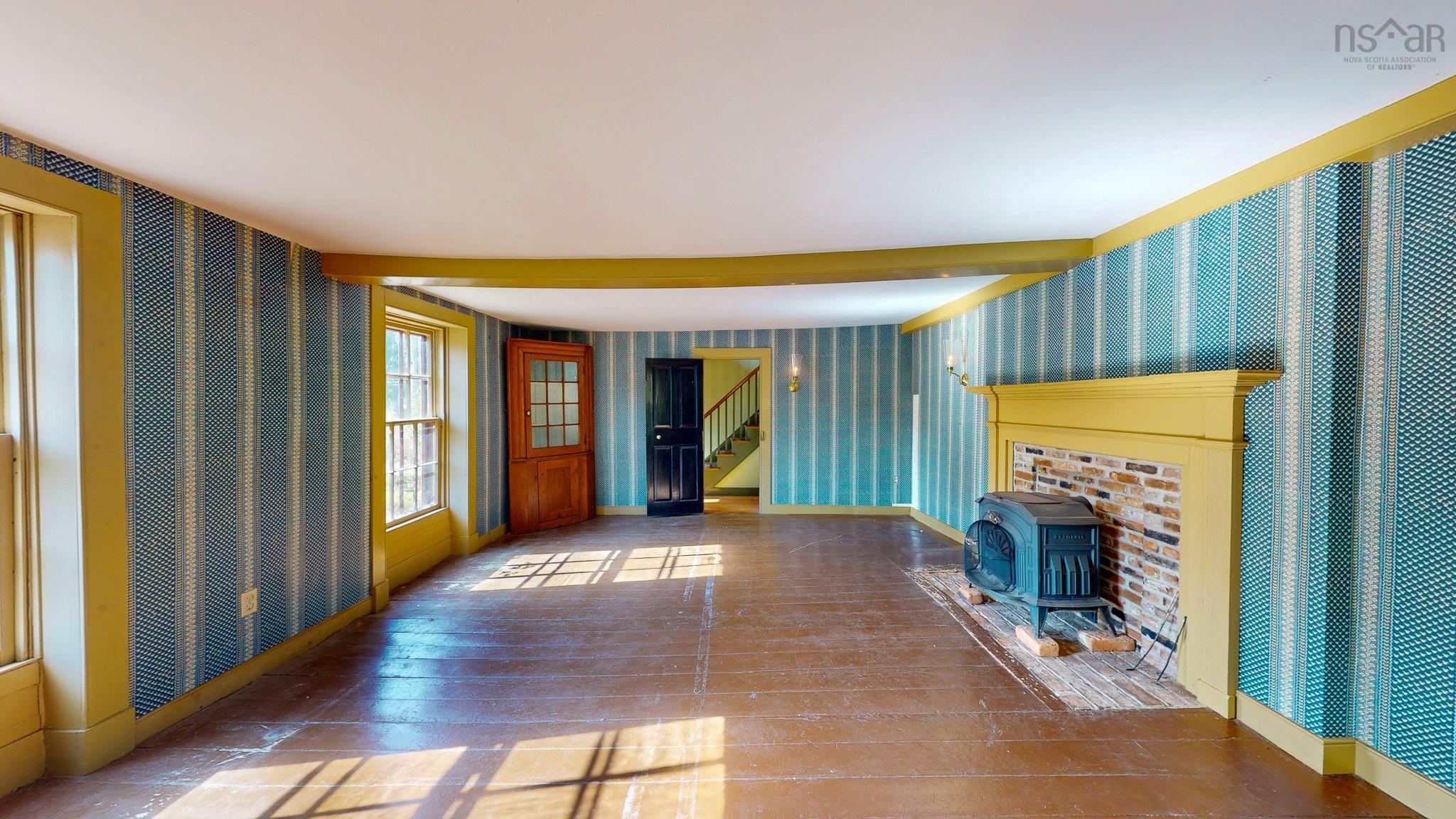 $850,000.00: 654 Main Street, Wolfville