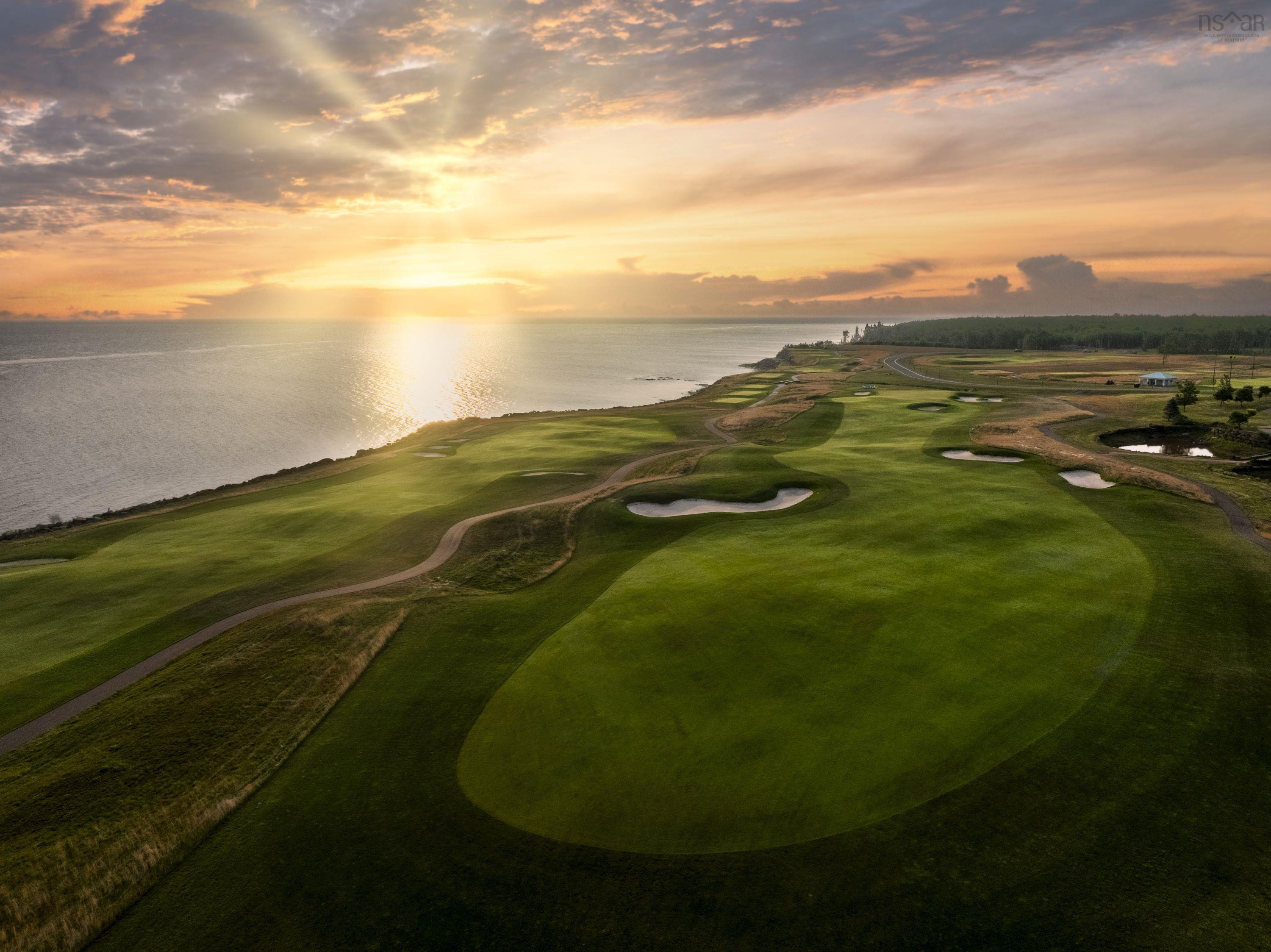 $1,624,999.00: 20 Spinnaker Run, Fox Harbour