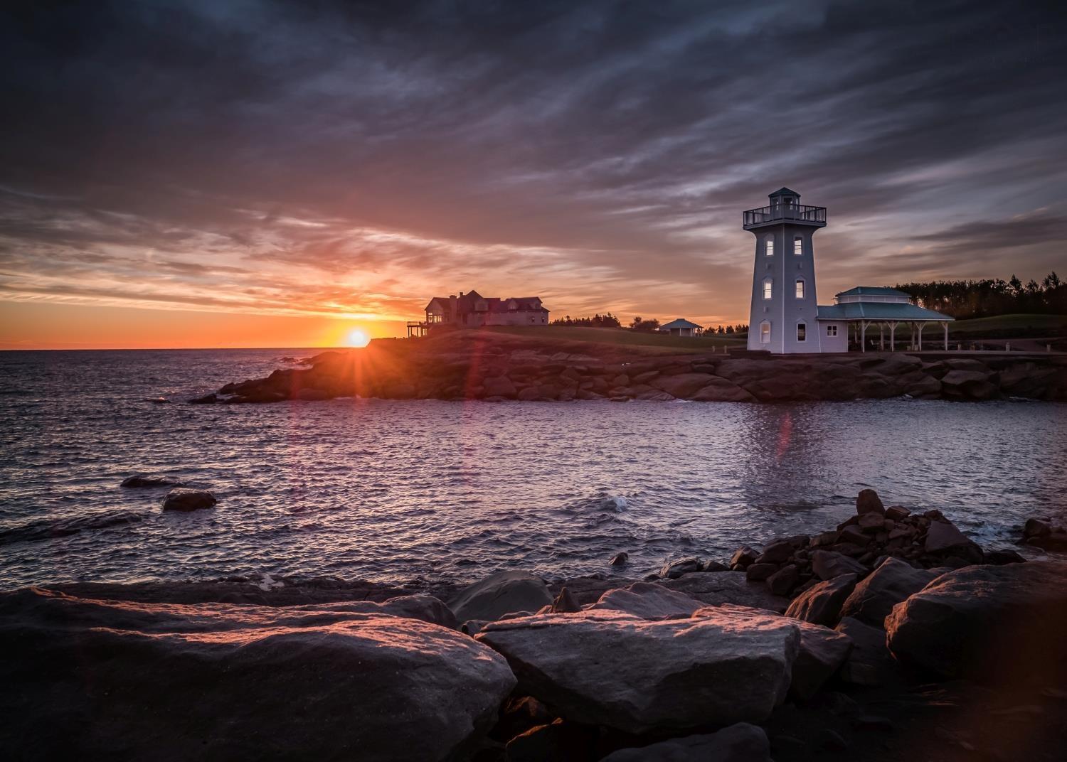 $1,624,999.00: 20 Spinnaker Run, Fox Harbour