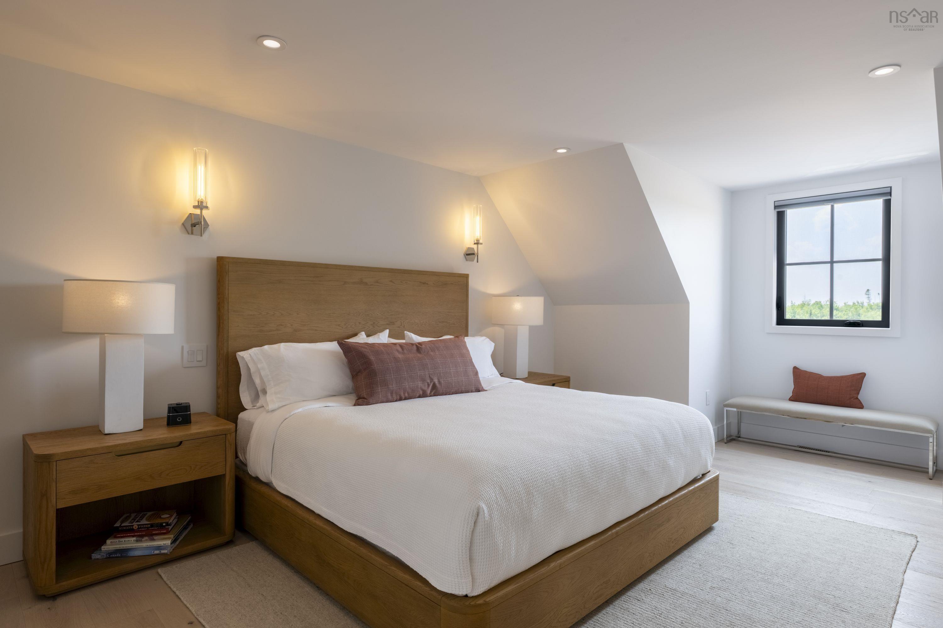 $1,624,999.00: 20 Spinnaker Run, Fox Harbour