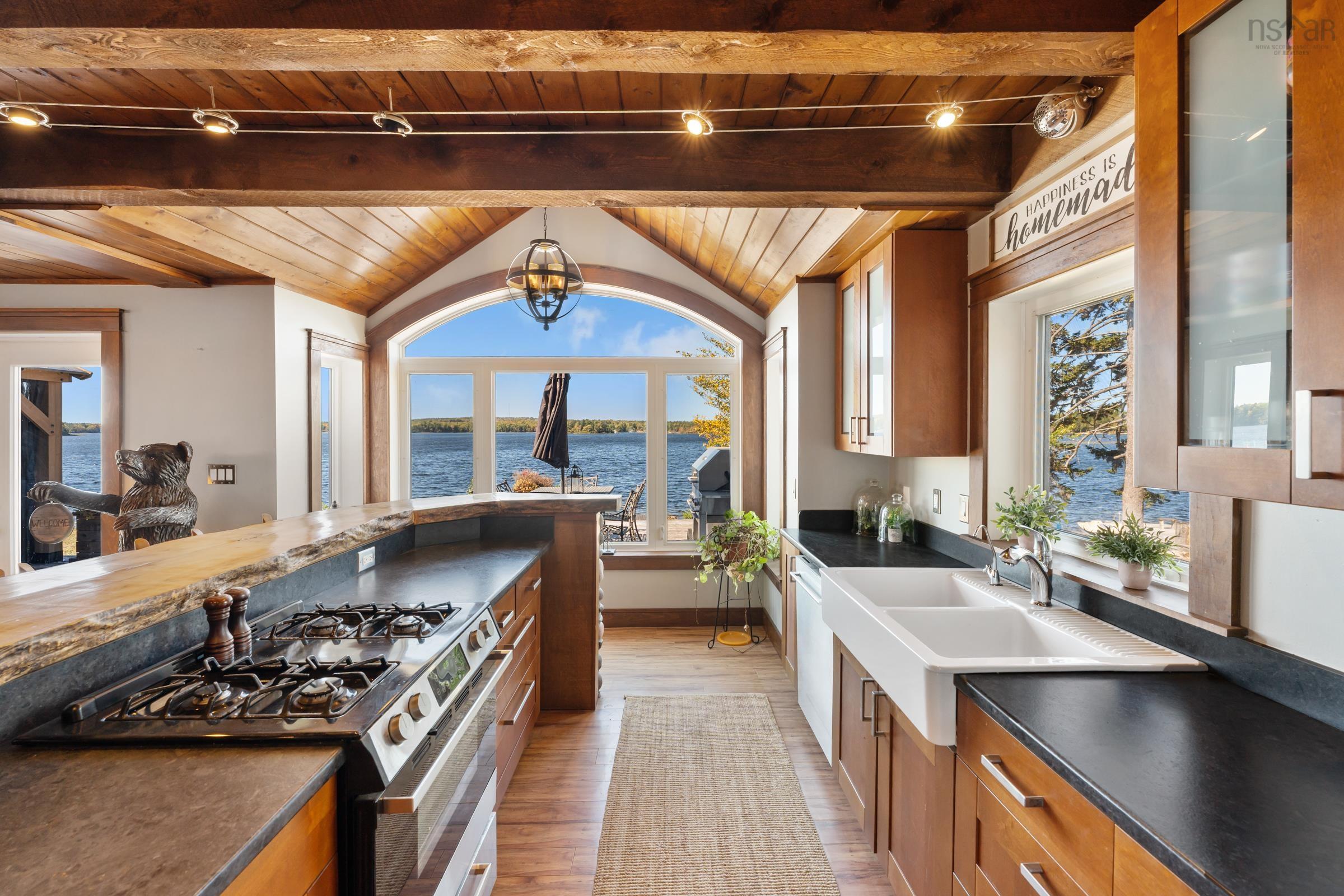 $1,349,500.00: 141/143 Timberland Road, South Range