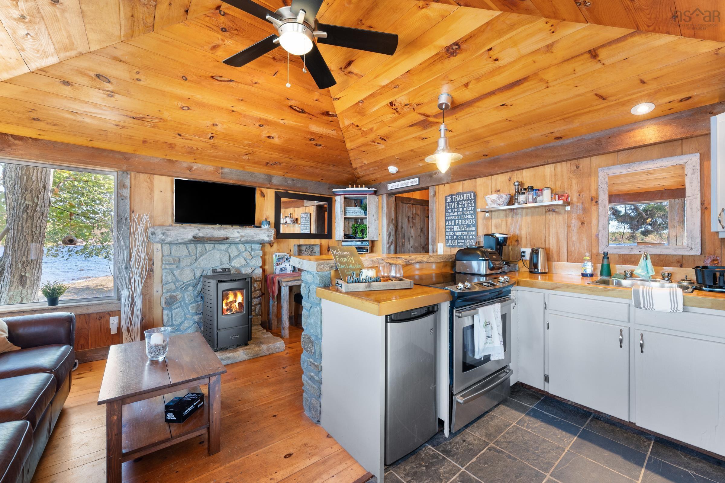 $1,349,500.00: 141/143 Timberland Road, South Range