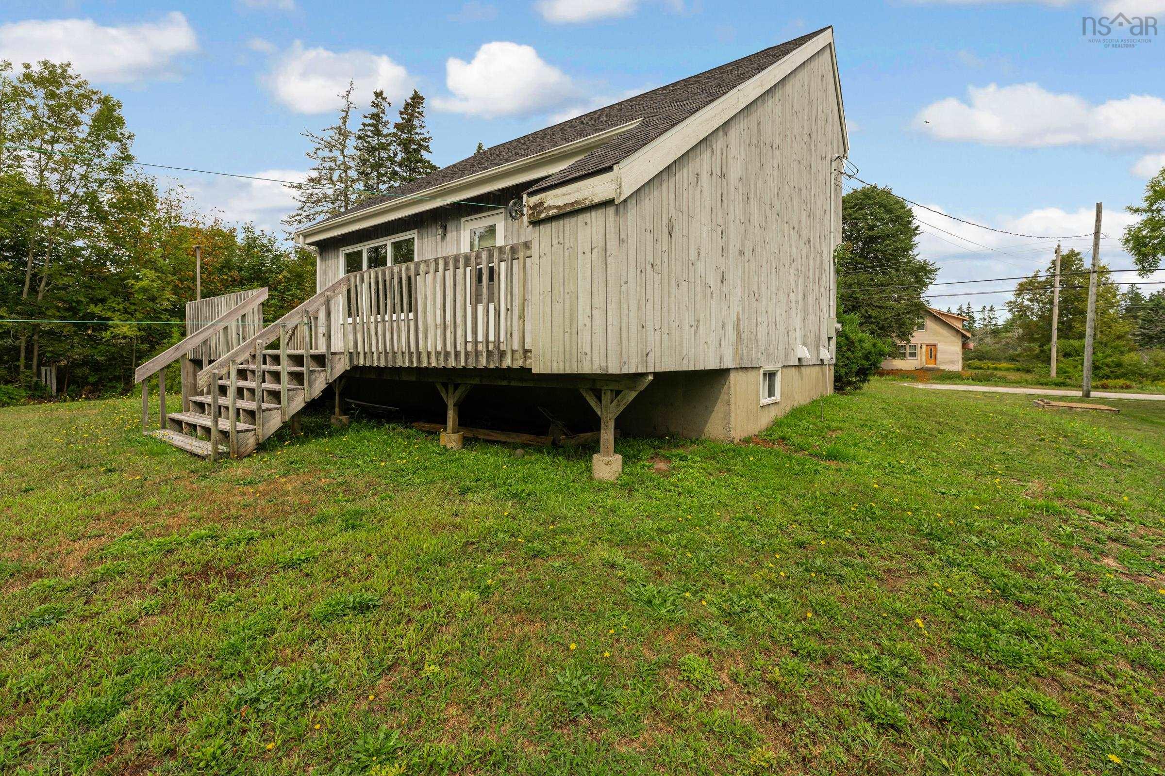 $325,000.00: 10247 Highway 3, Arcadia