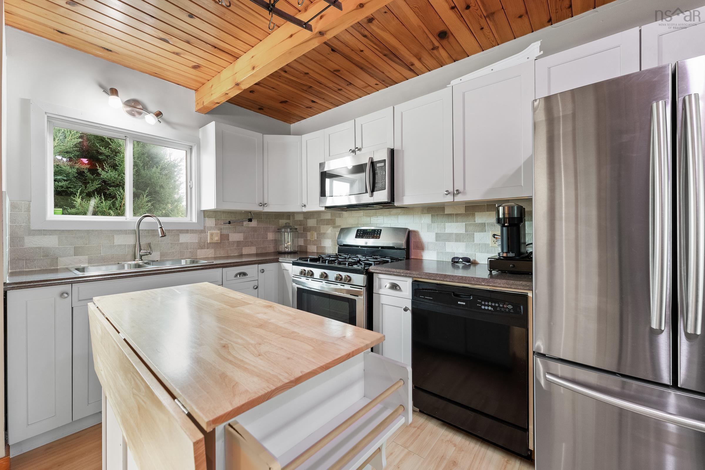 $325,000.00: 10247 Highway 3, Arcadia