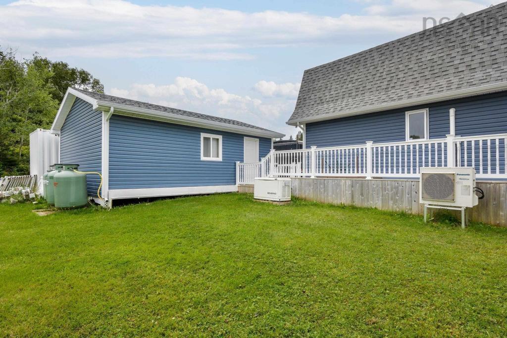 $749,999.00: 3280 Grand Narrows Hwy, Boisdale