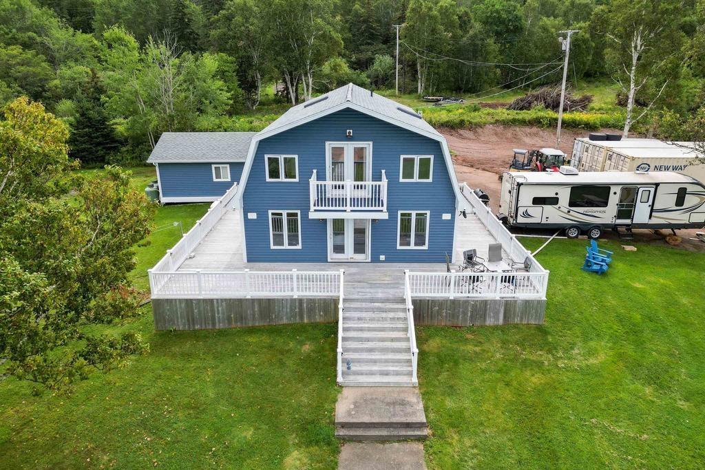 $749,999.00: 3280 Grand Narrows Hwy, Boisdale