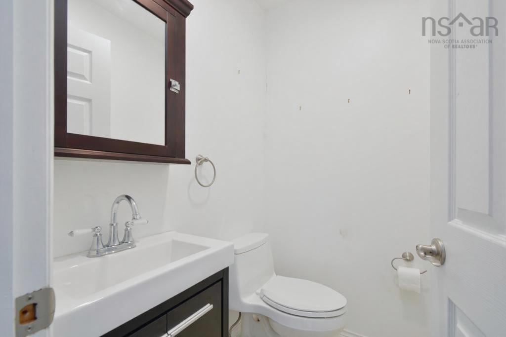 $749,999.00: 3280 Grand Narrows Hwy, Boisdale