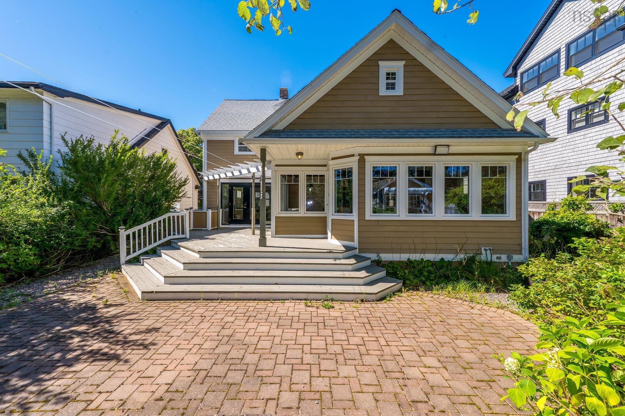 $1,800,000.00: 1139 Dalhousie Street, Halifax