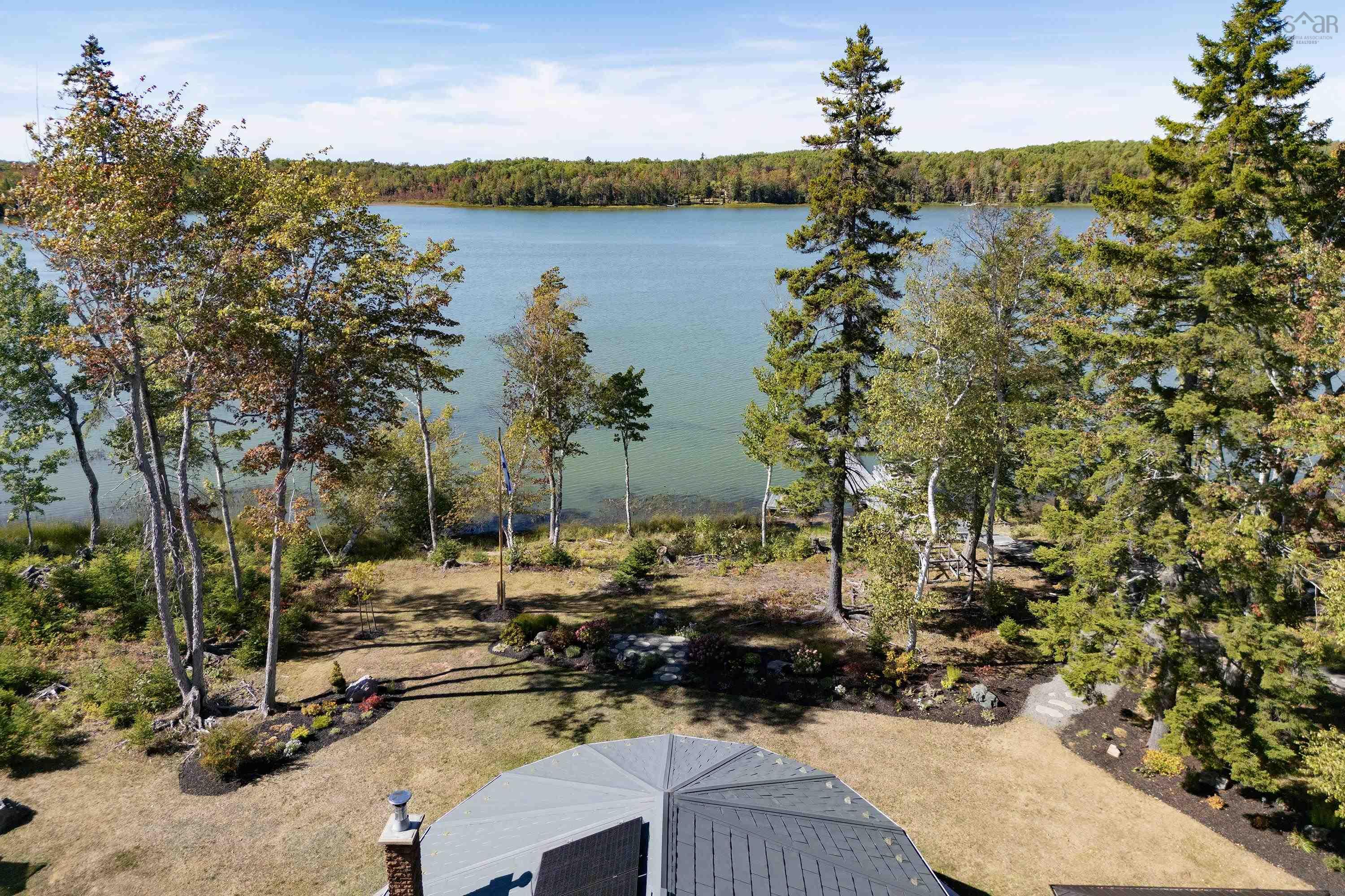 $1,099,900.00: 53 Leonard Drive, Mattatall Lake