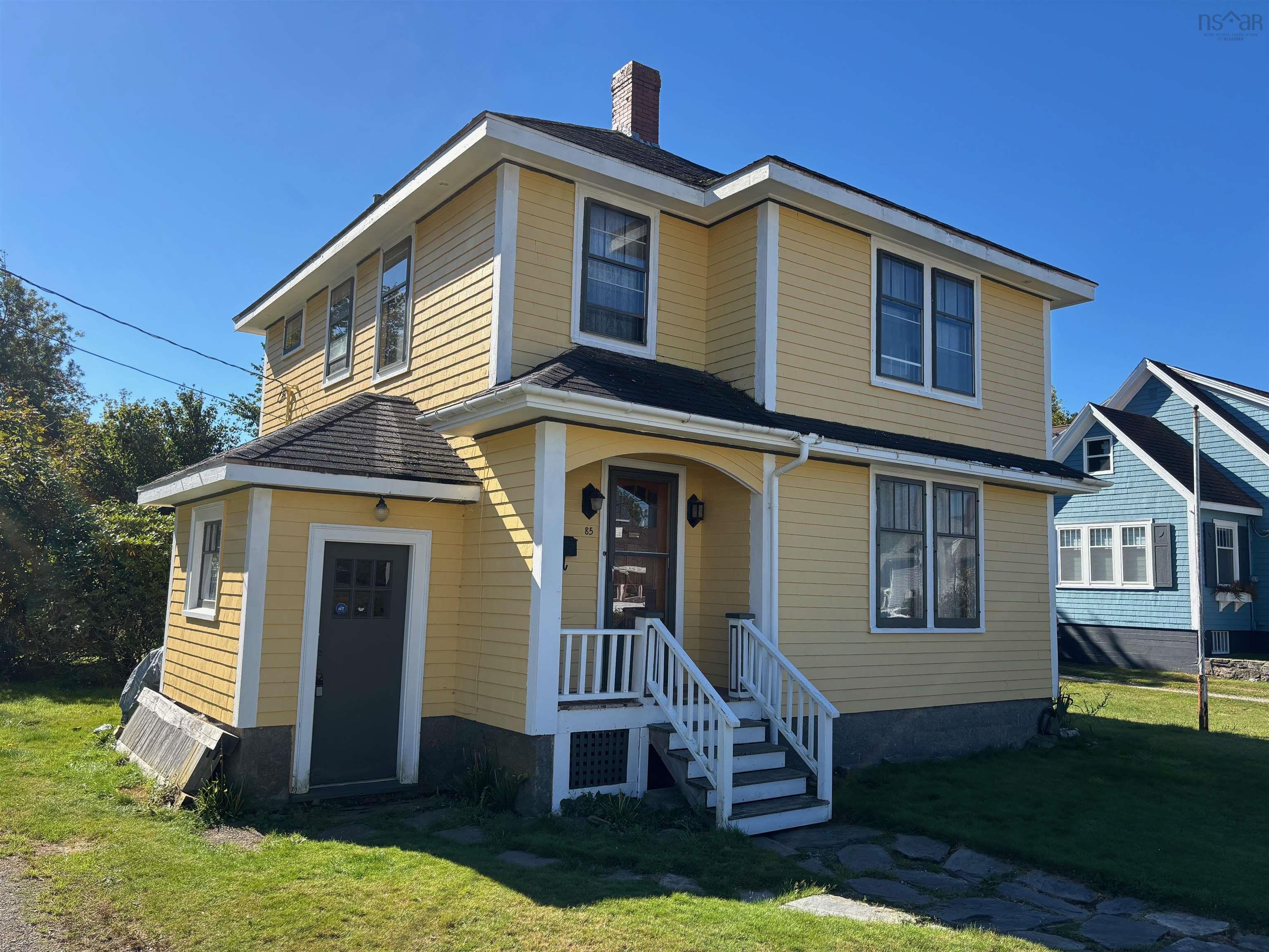 $259,900.00: 85 Cliff Street, Yarmouth