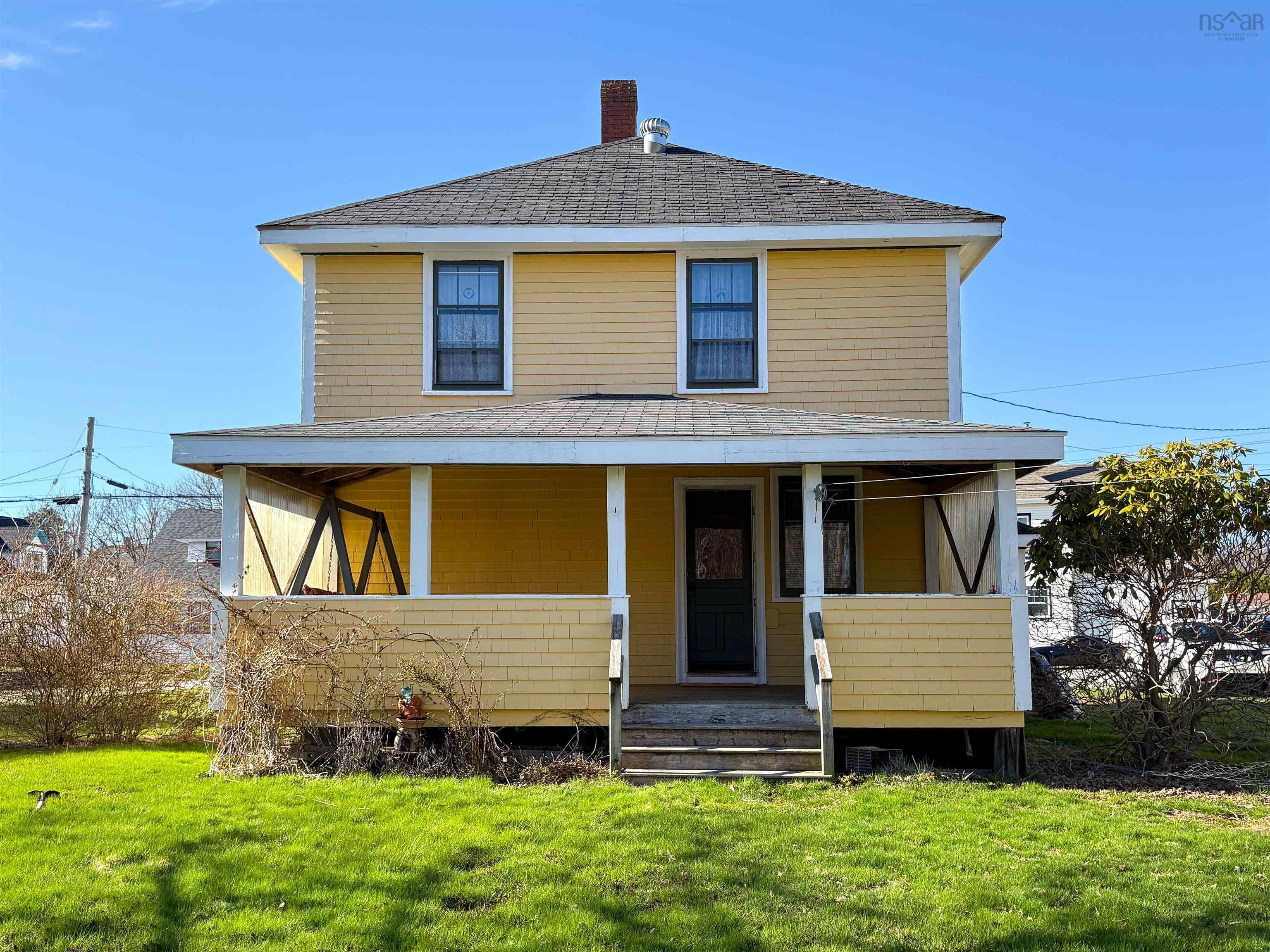 $259,900.00: 85 Cliff Street, Yarmouth
