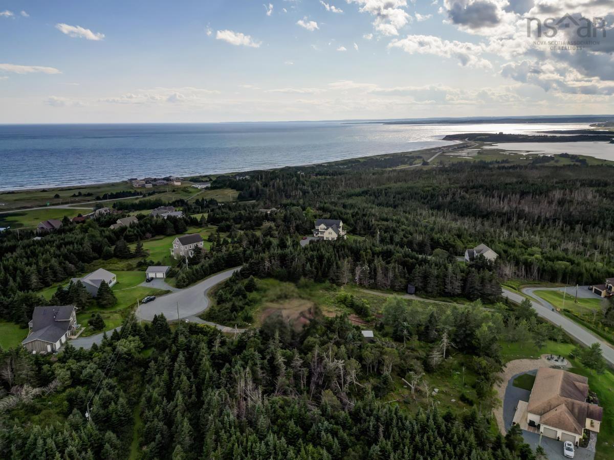 22 Leeward Lane, East Lawrencetown, NS (MLS® 202524558)