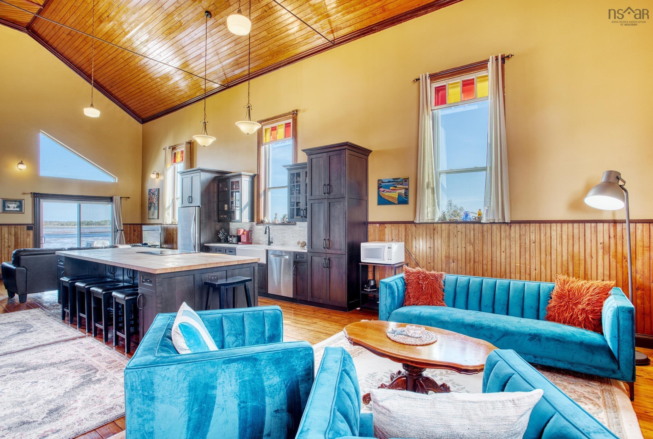 $399,000.00: 13297 Highway 6, Wallace Bridge