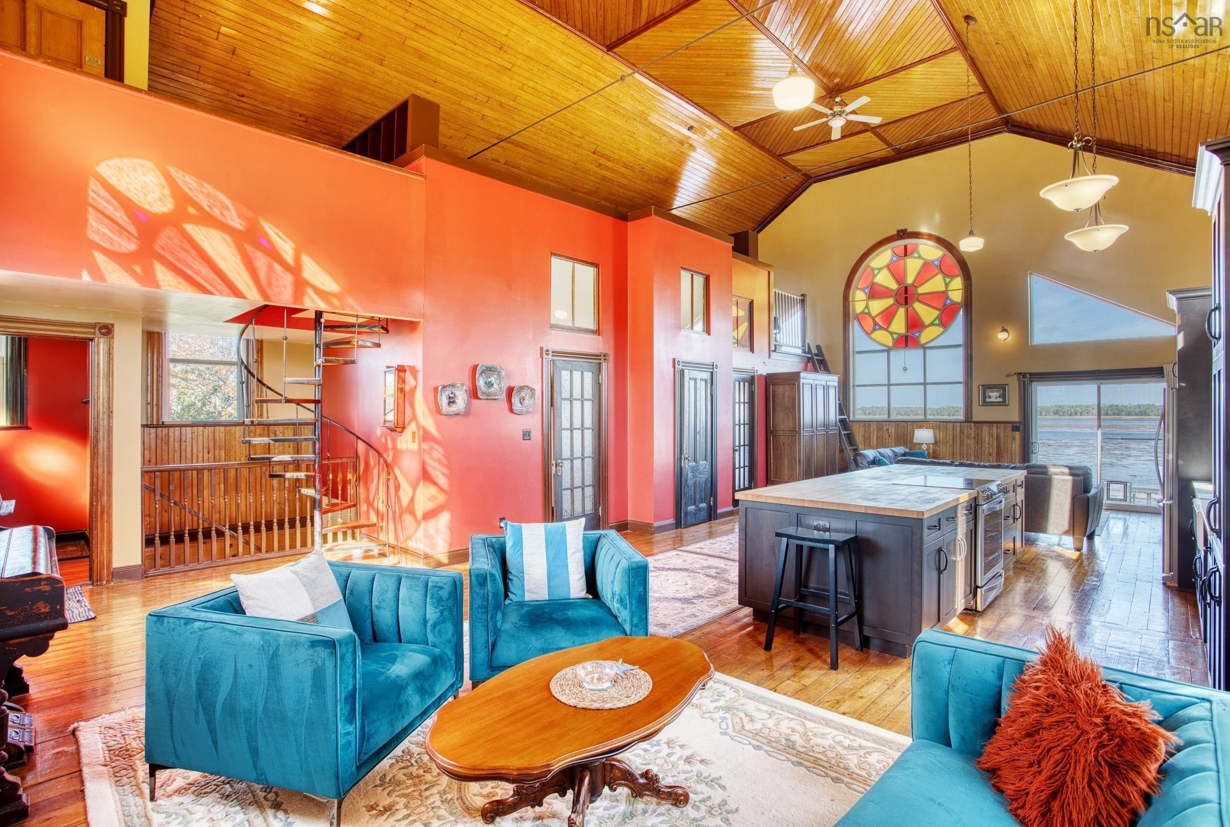 $399,000.00: 13297 Highway 6, Wallace Bridge