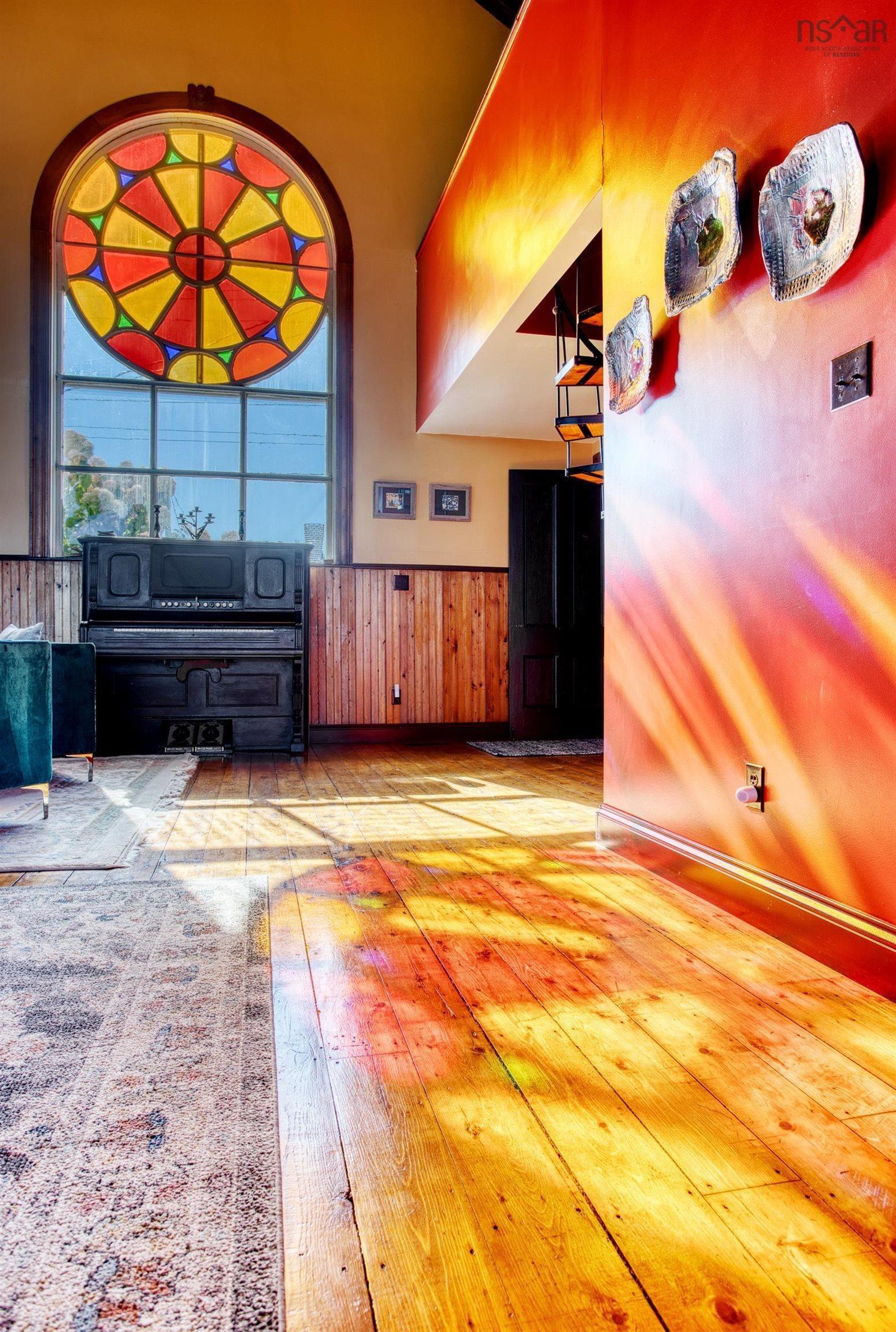 $399,000.00: 13297 Highway 6, Wallace Bridge