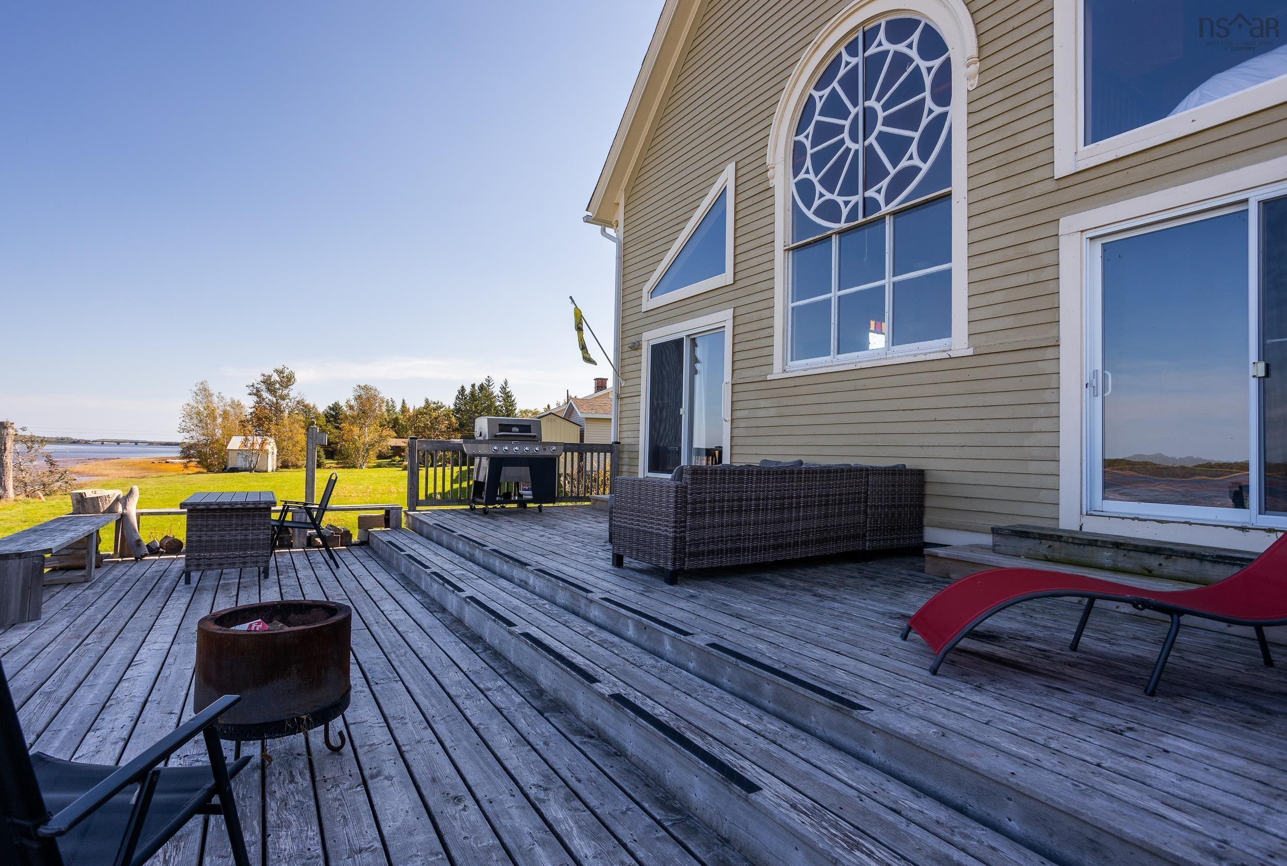 $399,000.00: 13297 Highway 6, Wallace Bridge