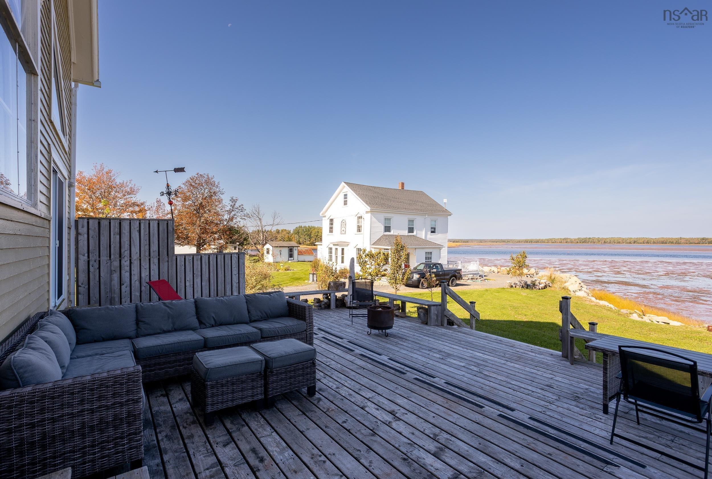 $399,000.00: 13297 Highway 6, Wallace Bridge