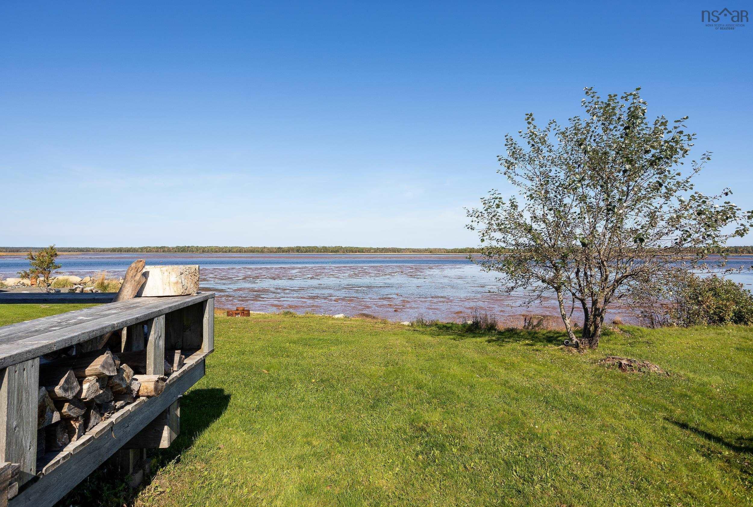 $399,000.00: 13297 Highway 6, Wallace Bridge