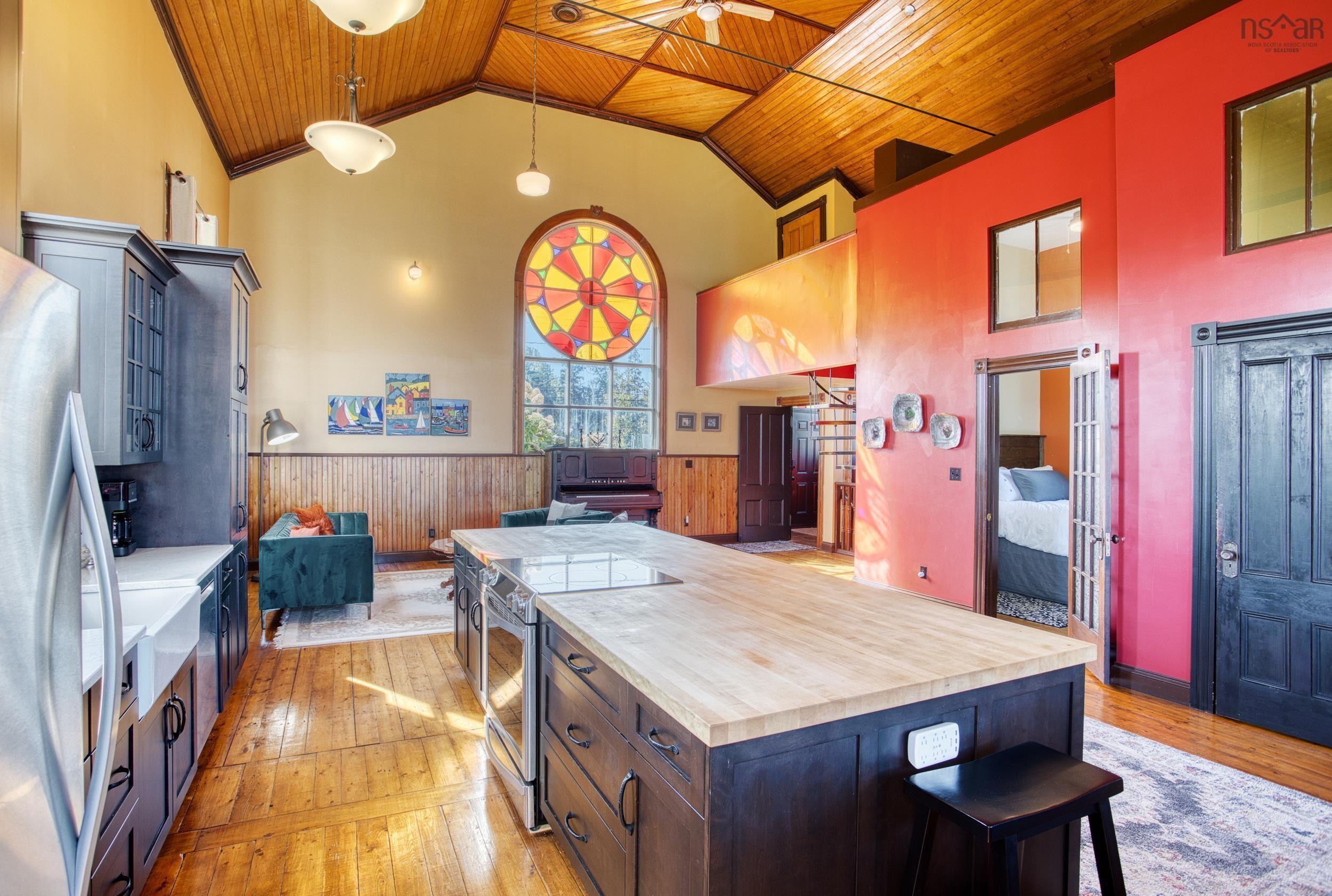 $399,000.00: 13297 Highway 6, Wallace Bridge