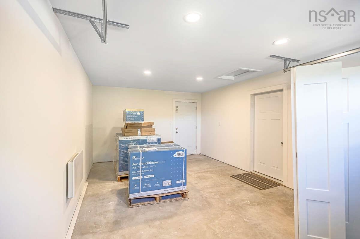 $418,900.00: 11 Lions Club Road, Fox Point