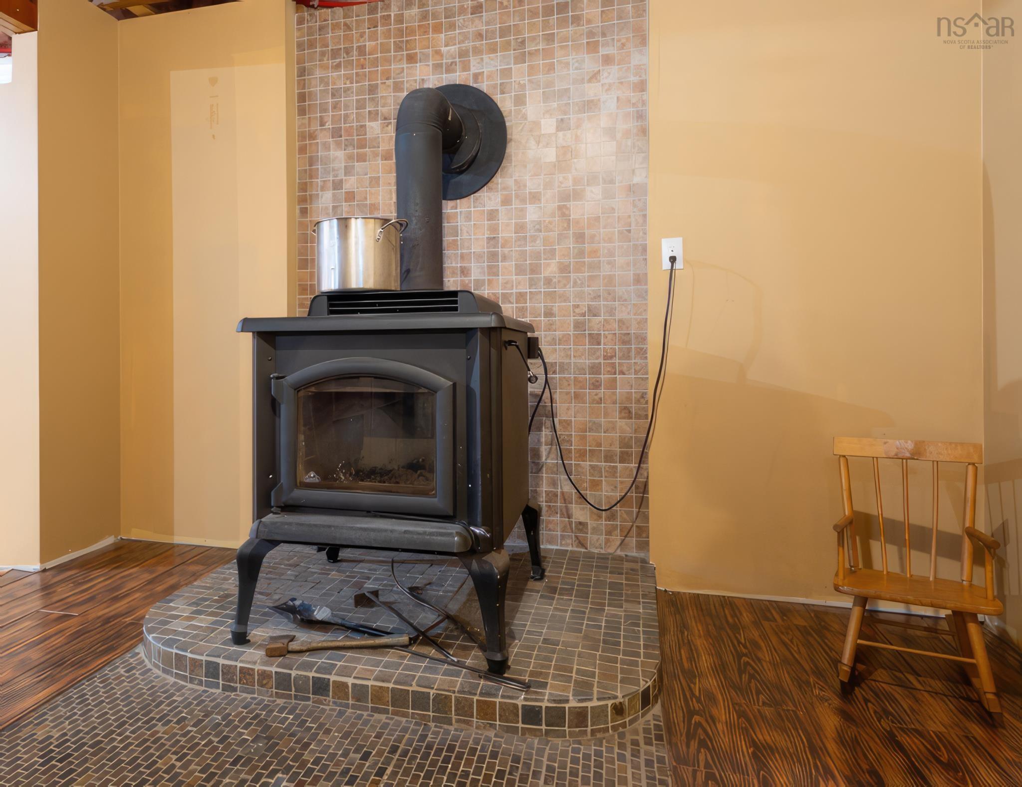 $450,000.00: 6451 Highway 3, Eel Brook