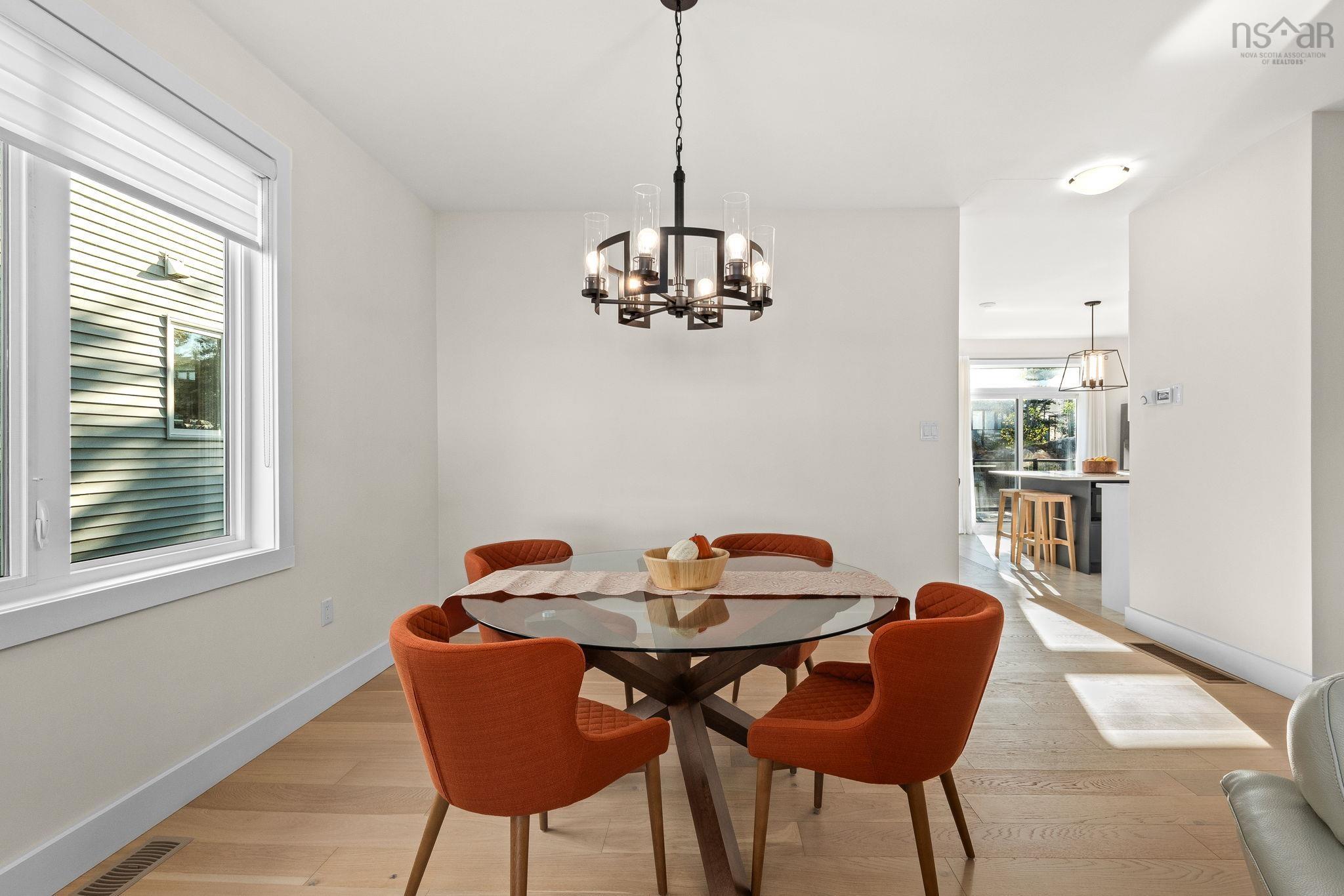 $969,900.00: 52 Innsbrook Way, Bedford