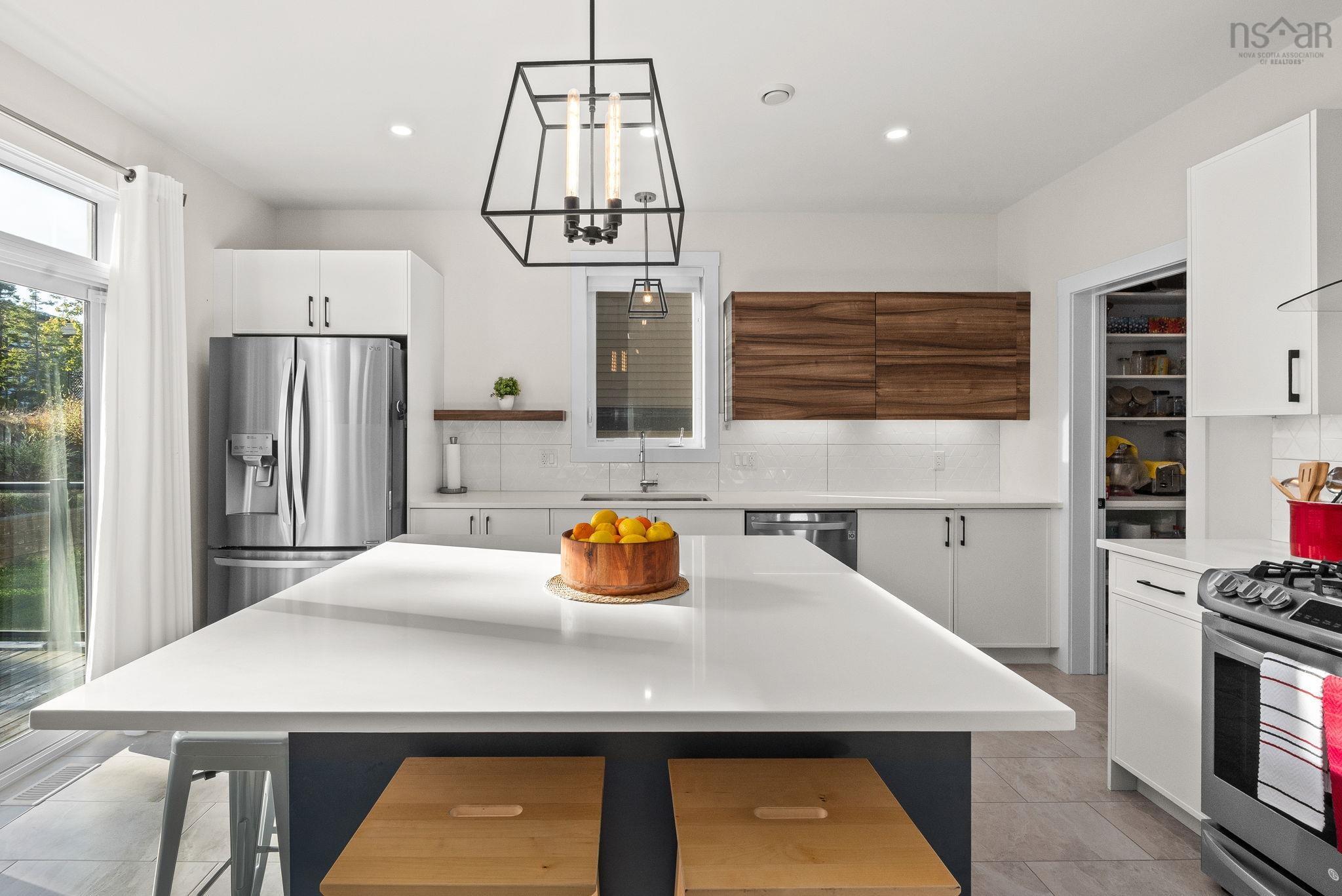 $969,900.00: 52 Innsbrook Way, Bedford