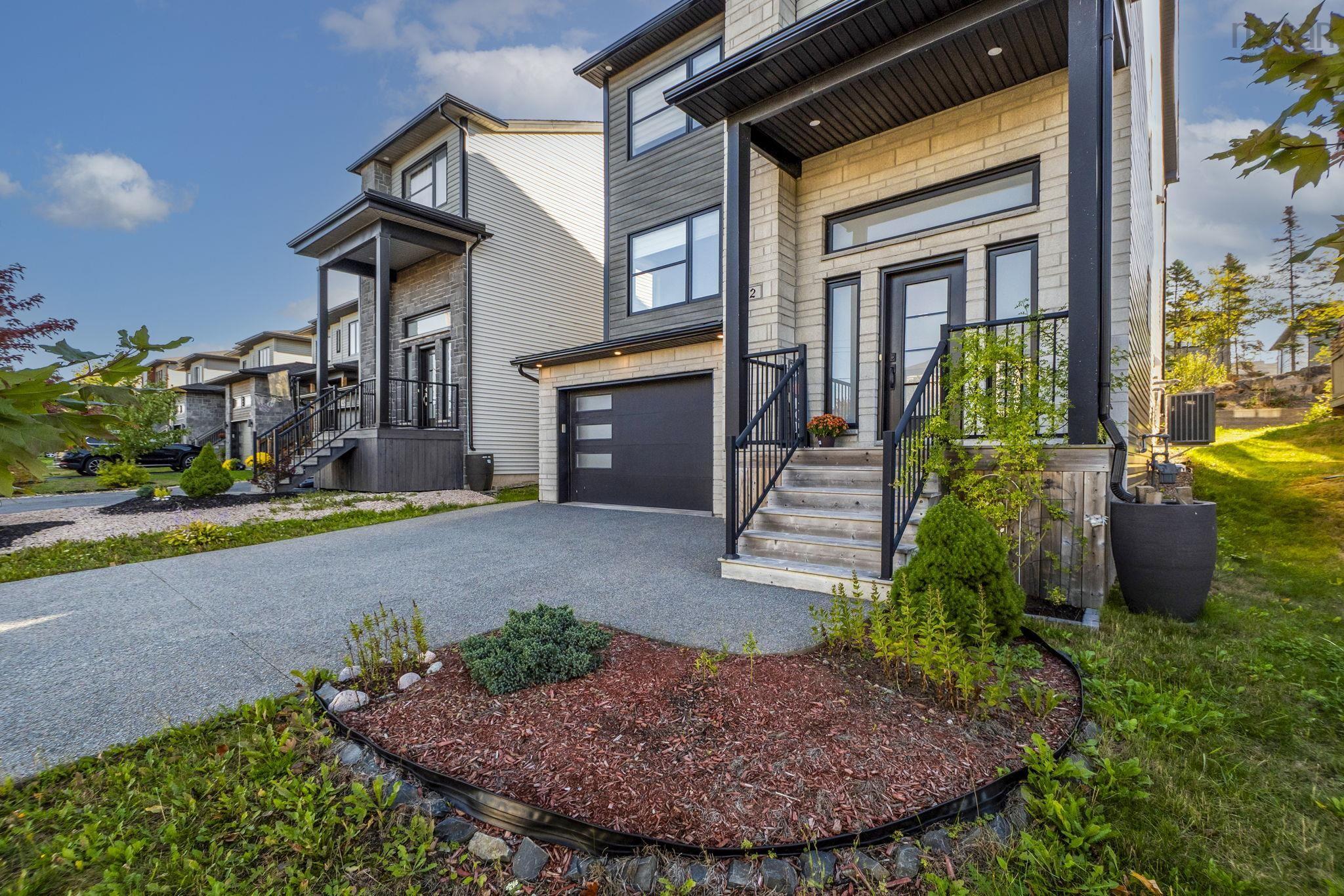 $969,900.00: 52 Innsbrook Way, Bedford