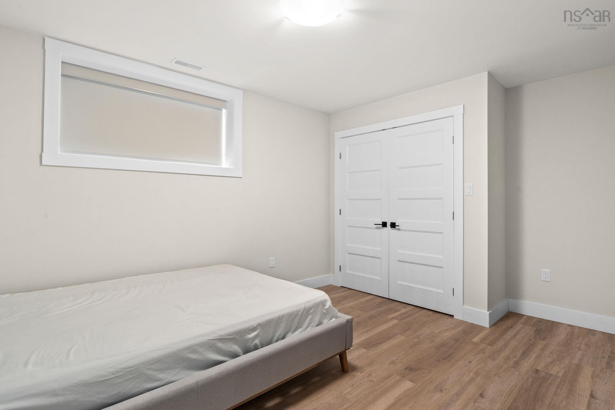 $969,900.00: 52 Innsbrook Way, Bedford