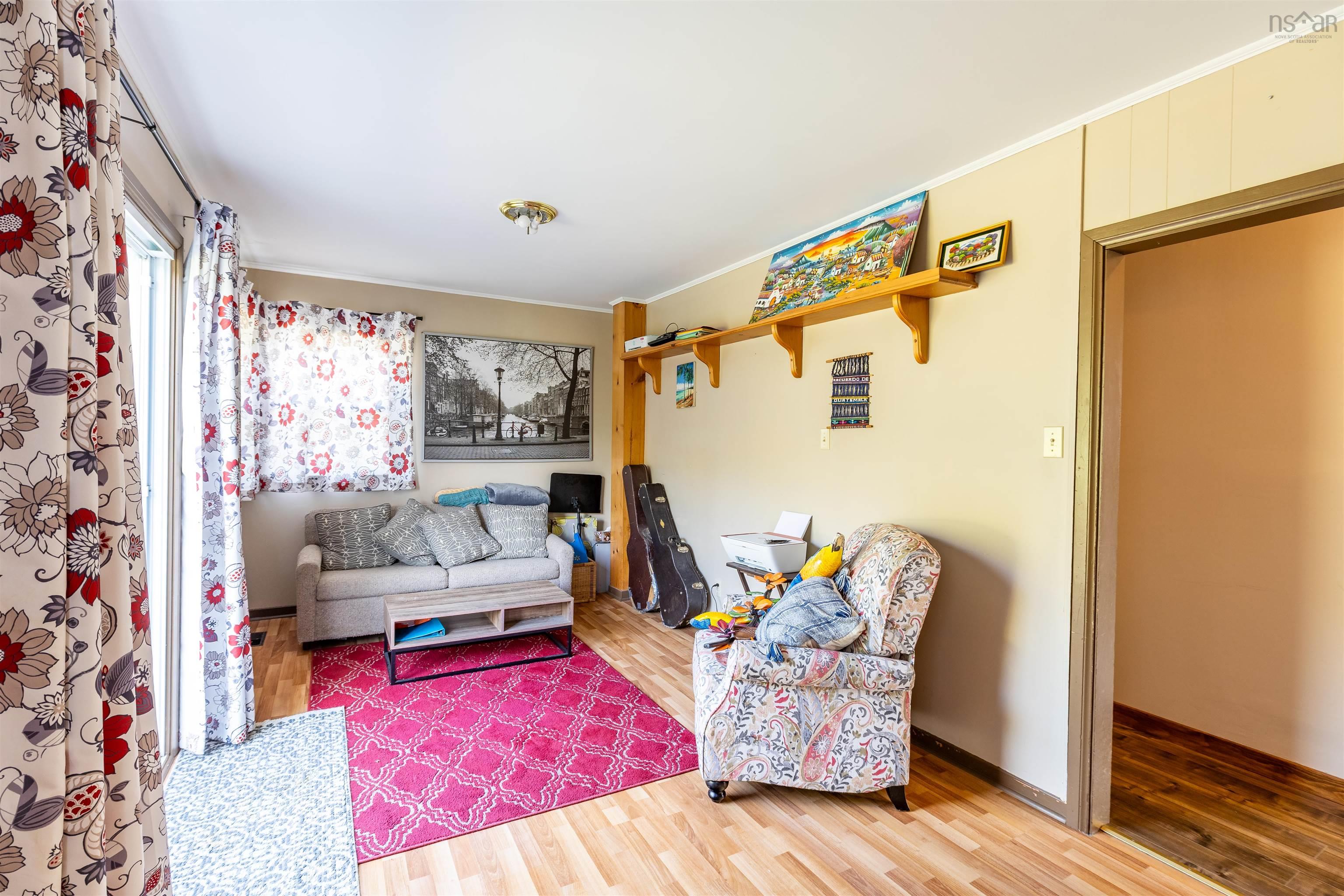 $239,900.00: 1192 Highway 335, Middle West Pubnico