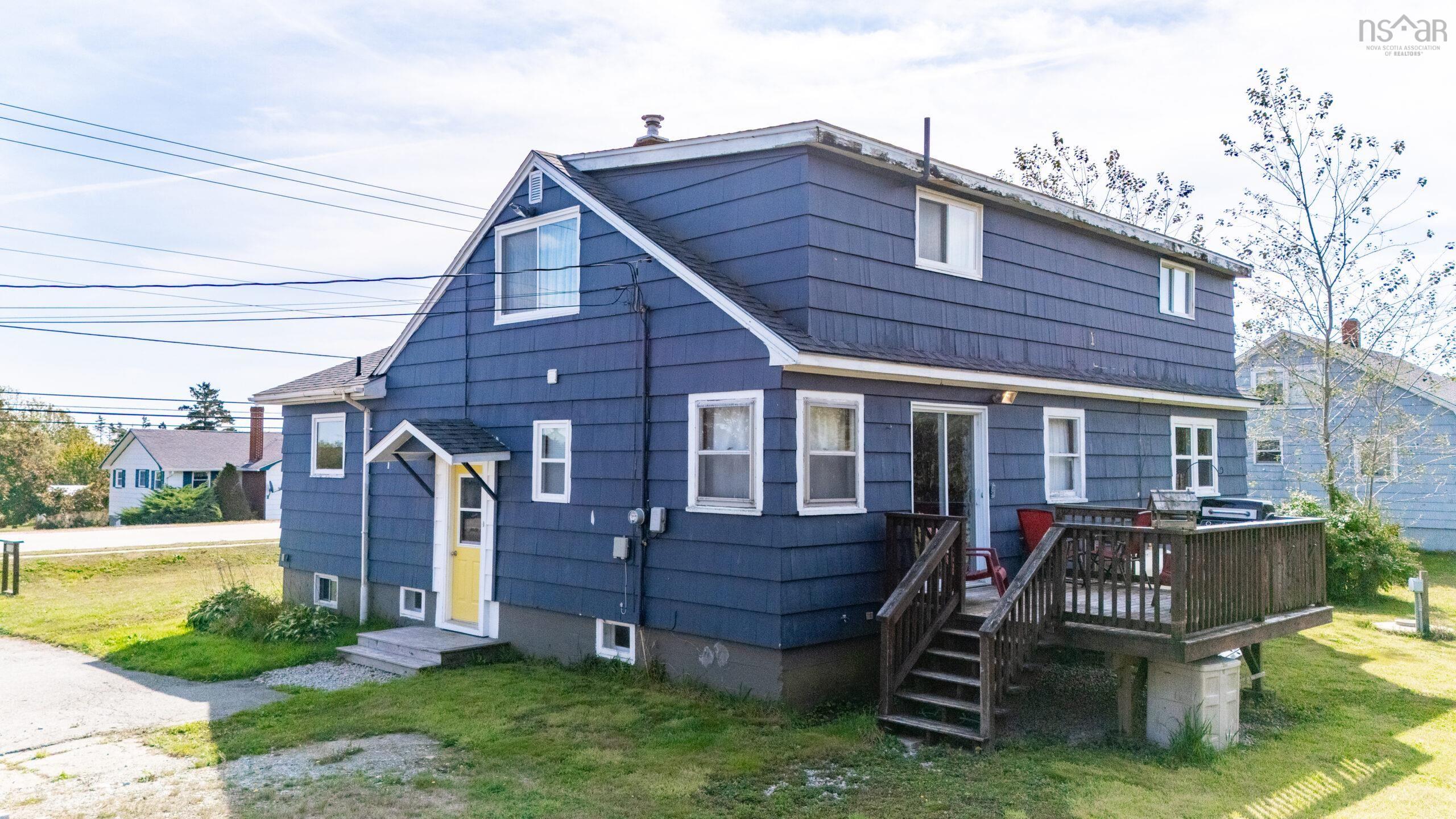 $239,900.00: 1192 Highway 335, Middle West Pubnico