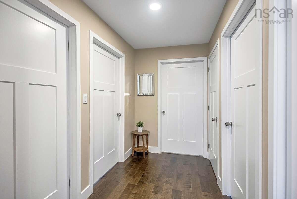 $423,900.00: 7 Lions Club Road, Fox Point