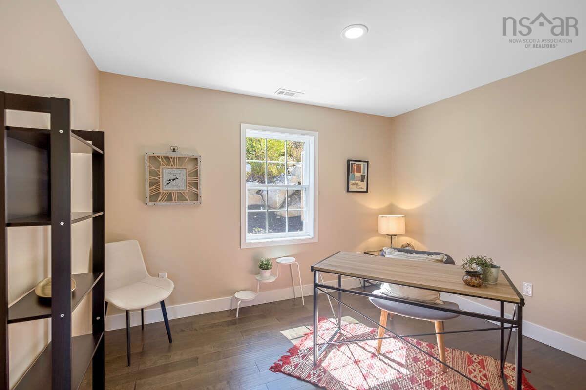 $423,900.00: 7 Lions Club Road, Fox Point