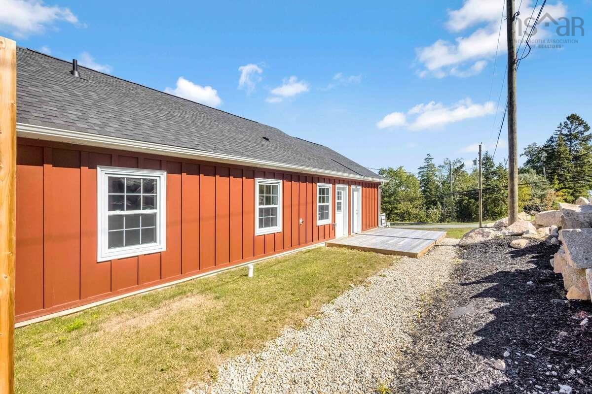 $423,900.00: 7 Lions Club Road, Fox Point