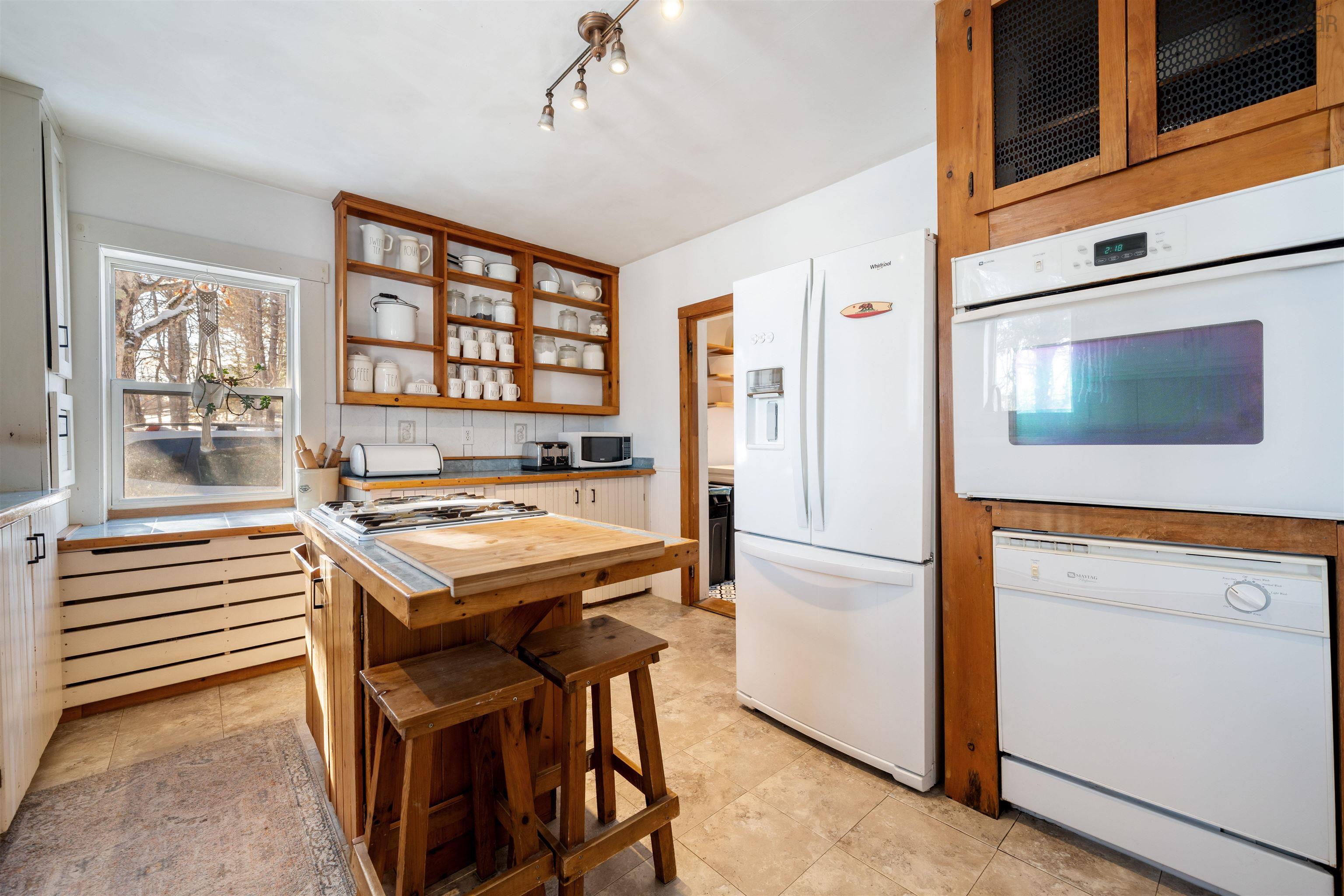 $394,000.00: 8671 Highway 2, Great Village