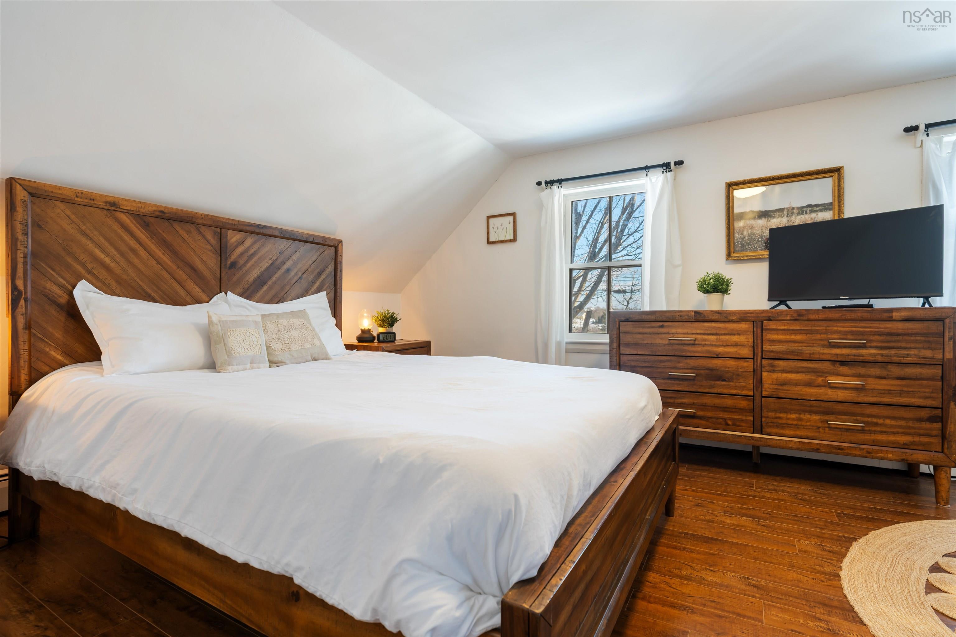 $394,000.00: 8671 Highway 2, Great Village