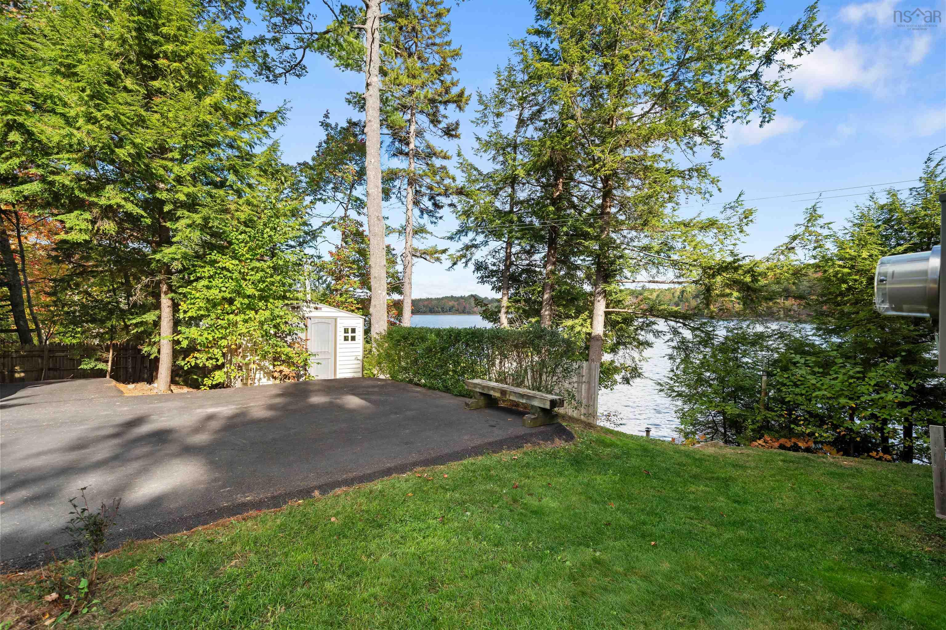 $799,900.00: 40 Tucker Lake Road, Beaver Bank
