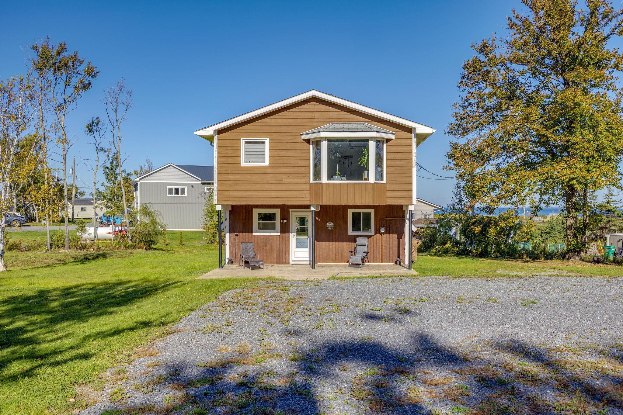 $439,990.00: 6157 Little Harbour Road, Kings Head
