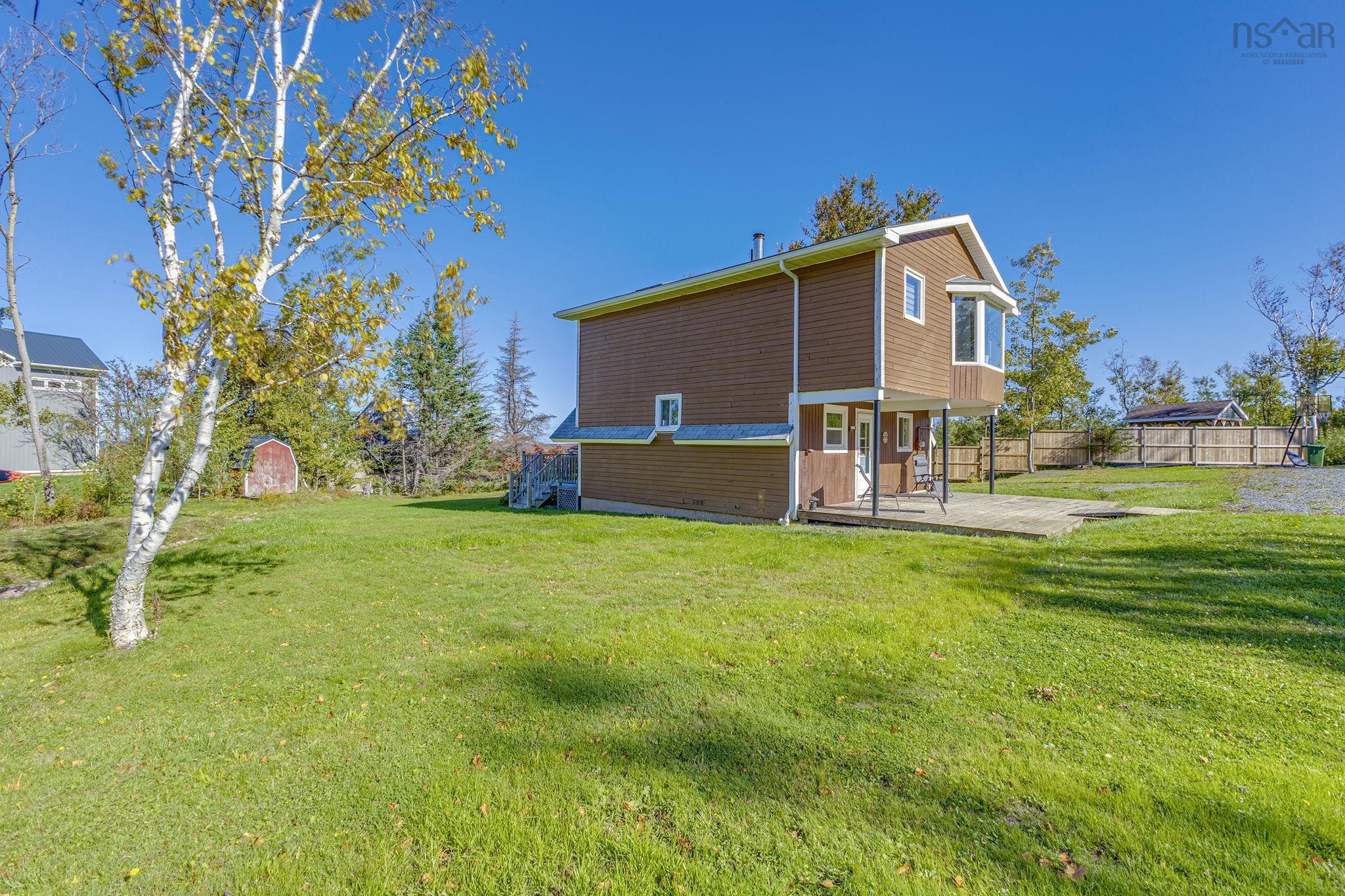 $439,990.00: 6157 Little Harbour Road, Kings Head
