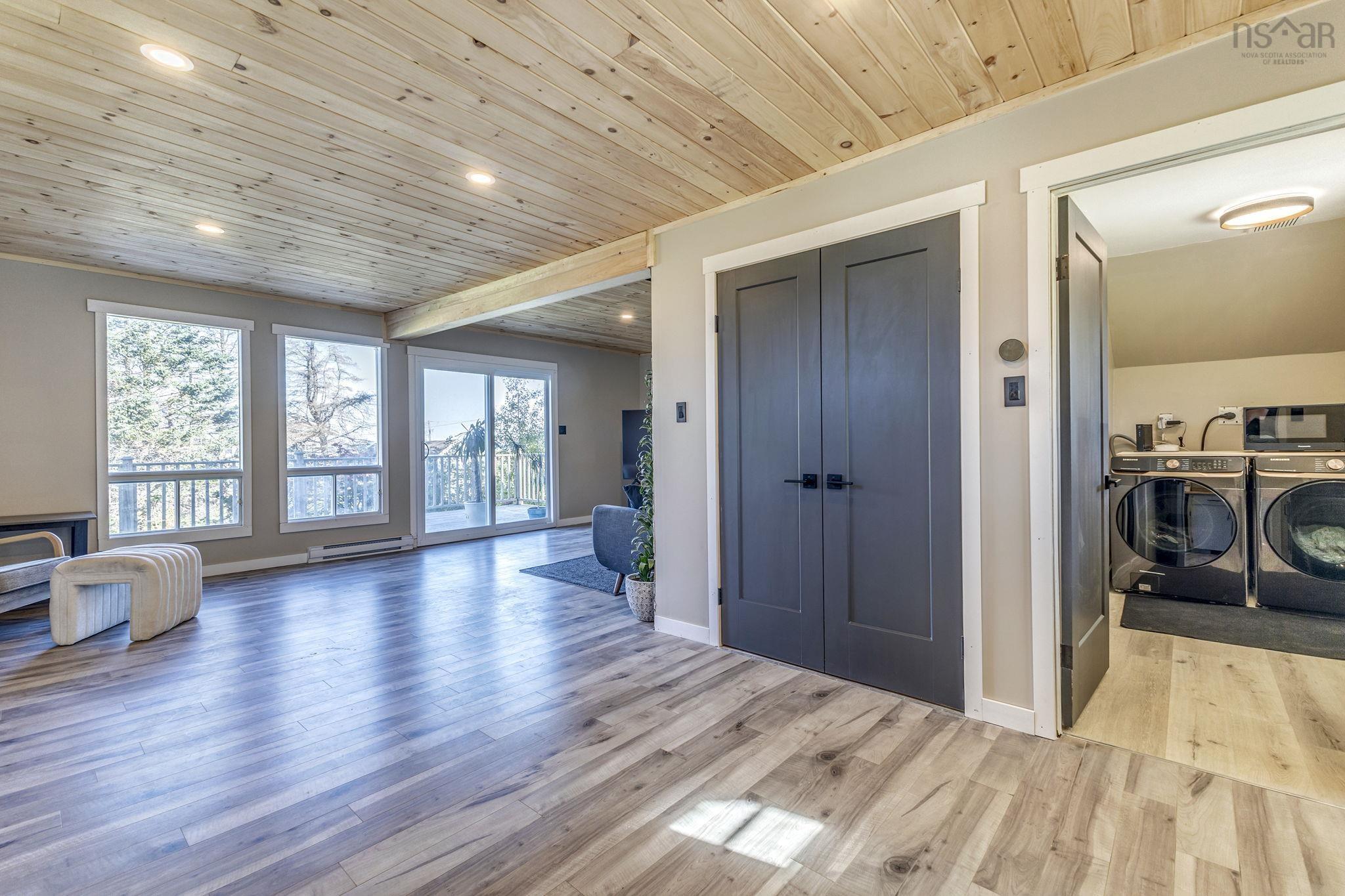 $439,990.00: 6157 Little Harbour Road, Kings Head