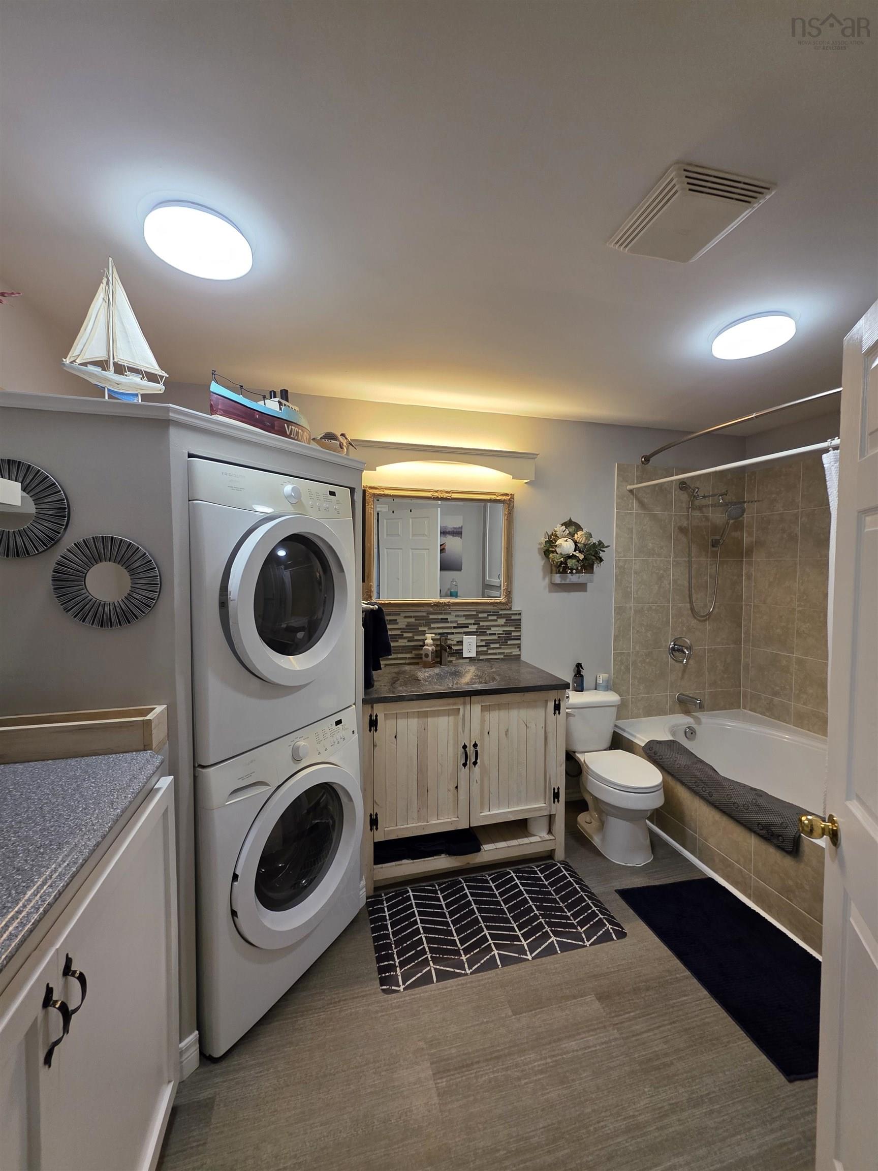 $334,900.00: 5231 Grand Mira North Road, Grand Mira North