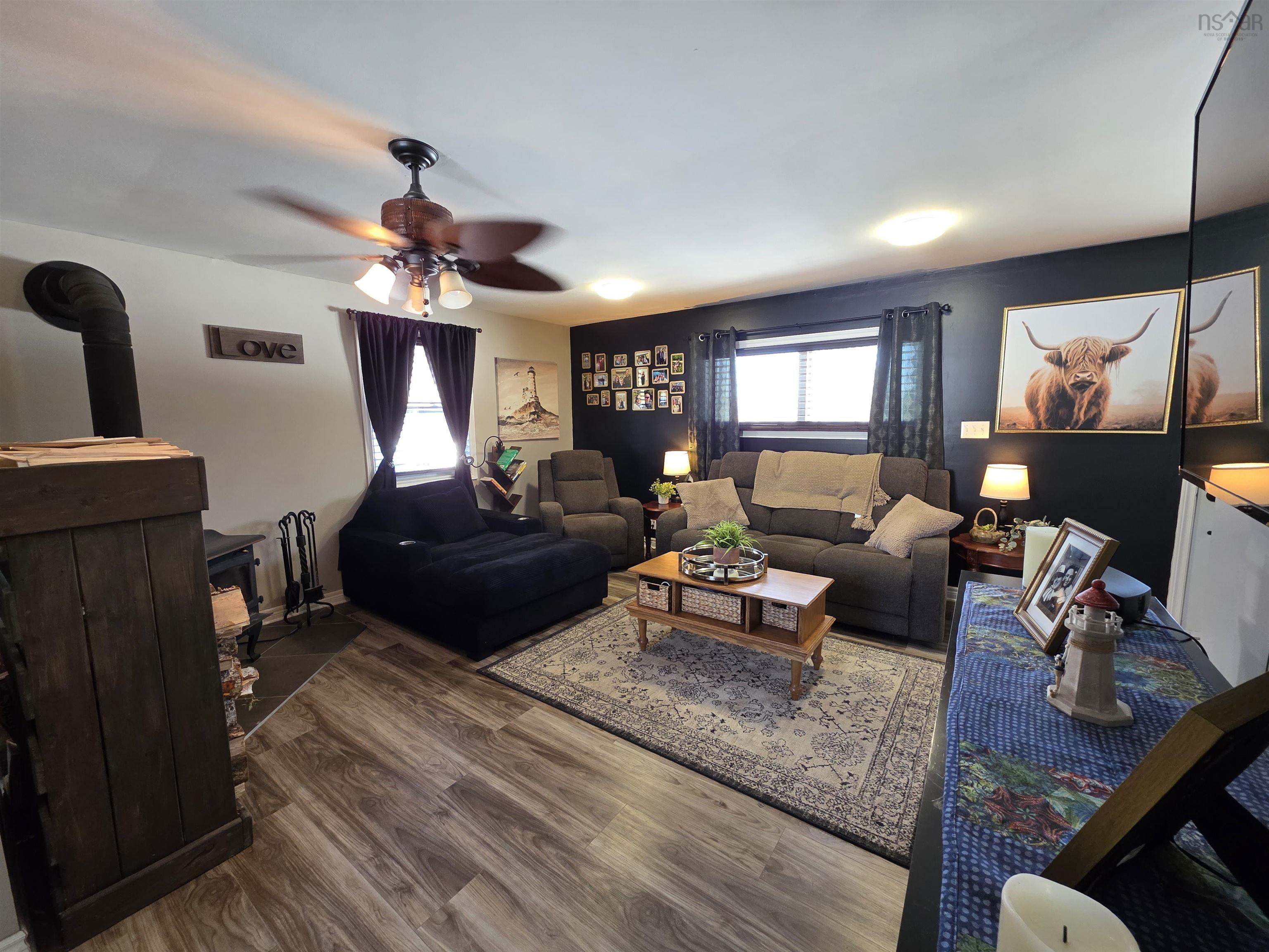 $334,900.00: 5231 Grand Mira North Road, Grand Mira North