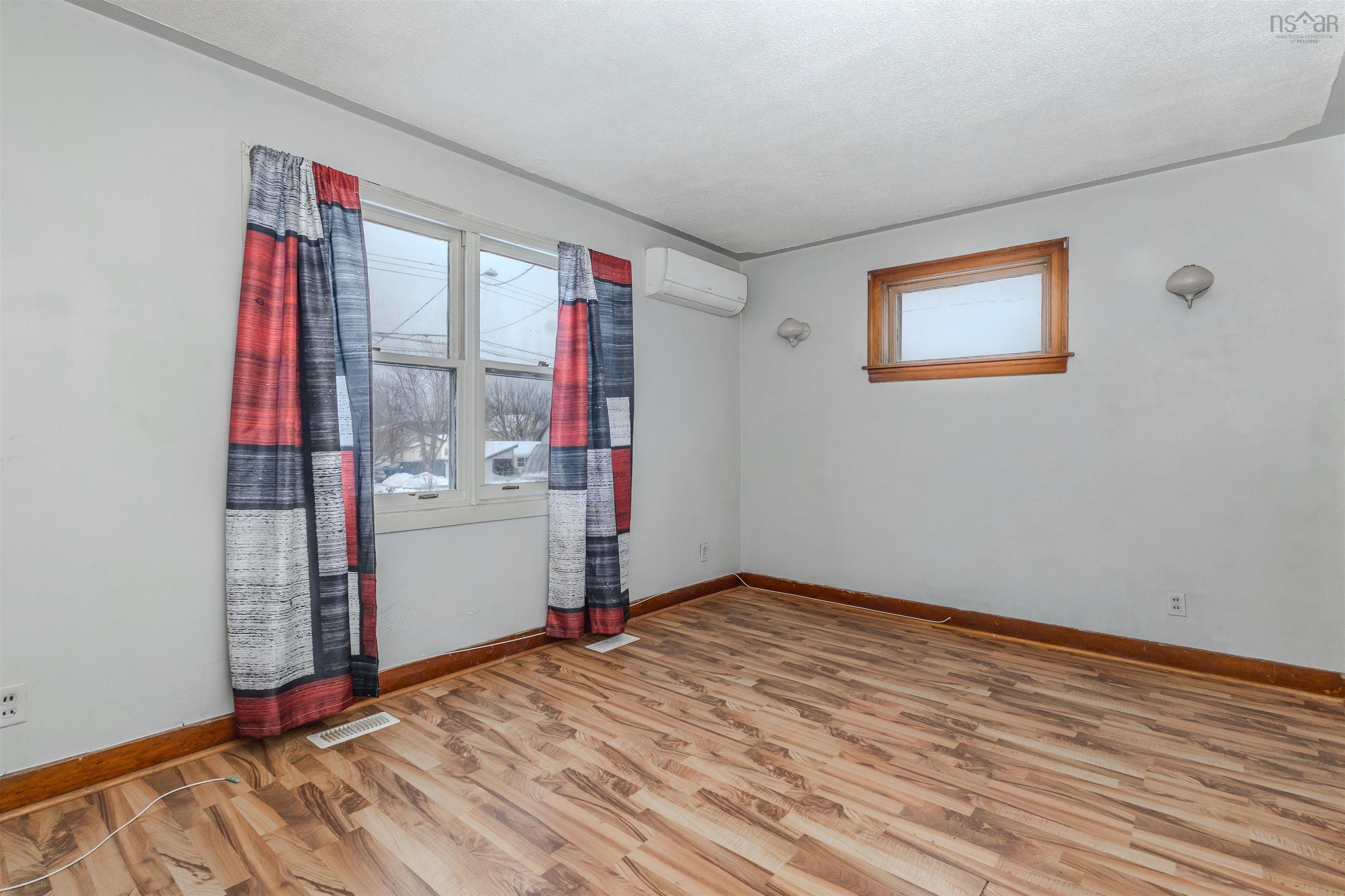 $275,000.00: 307 Cabot Street, Sydney