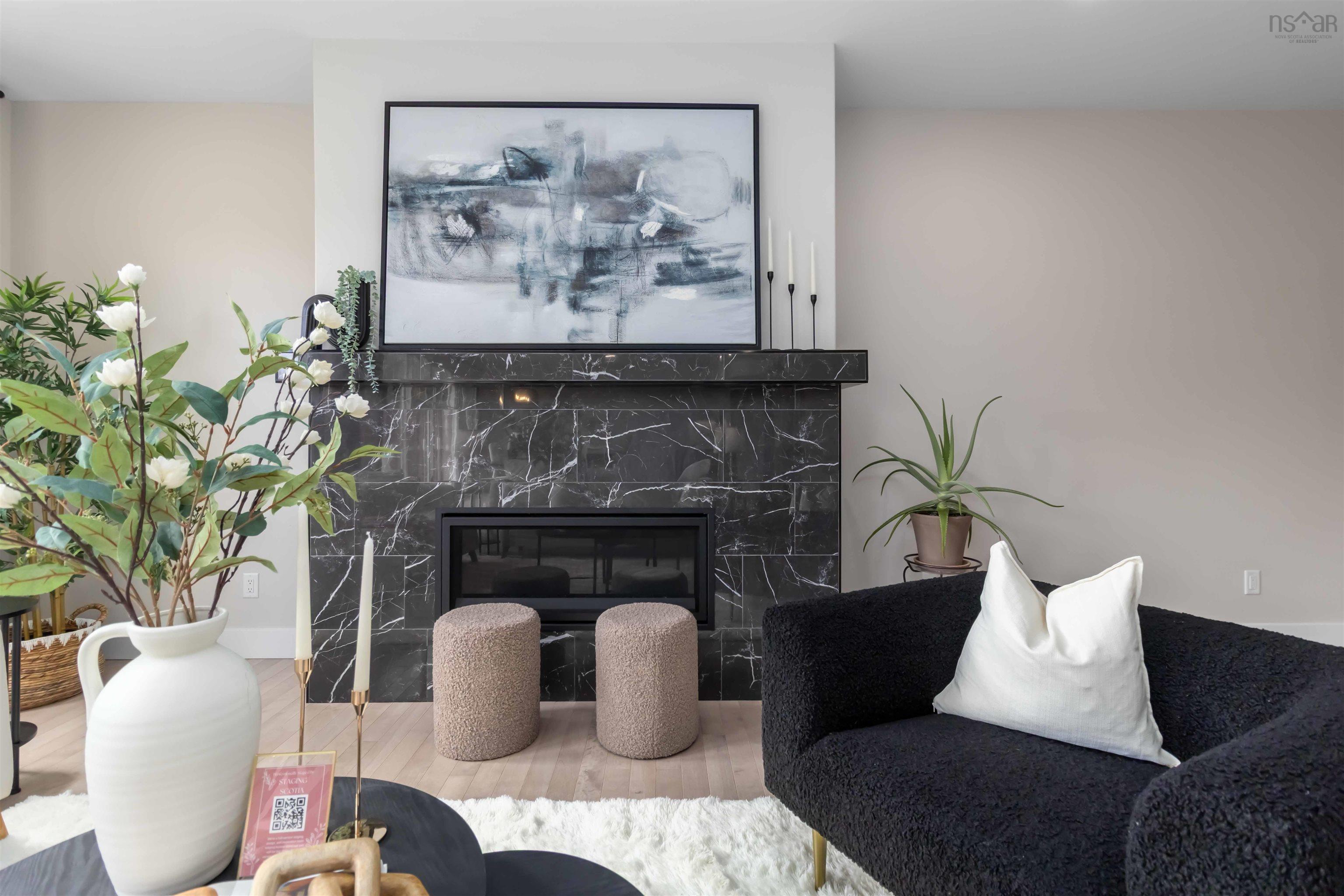 $1,239,000.00: 128 Innsbrook Way, Bedford